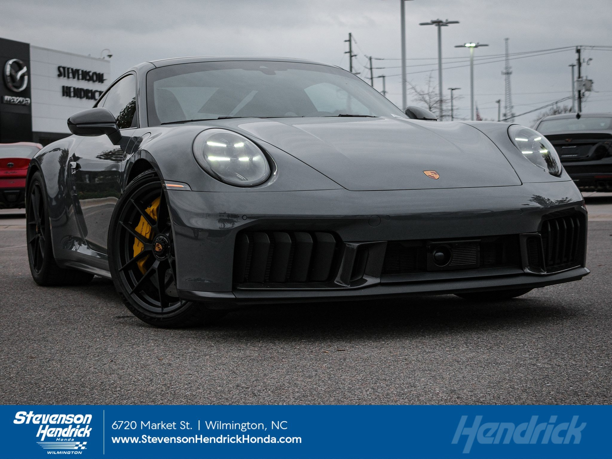 2025 Porsche 911 Carrera 4 GTS Coupe's photo