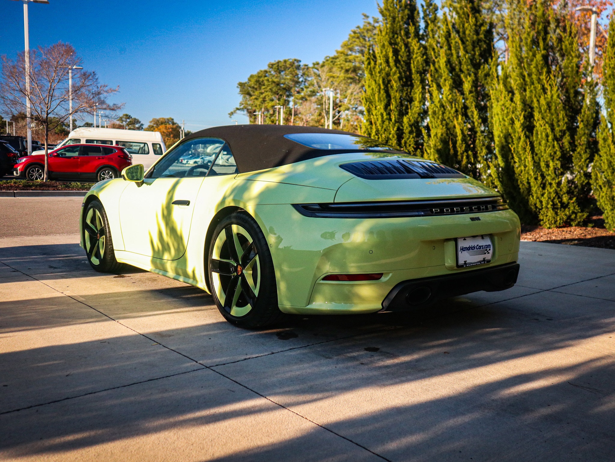 2025 Porsche 911 Carrera photo 3