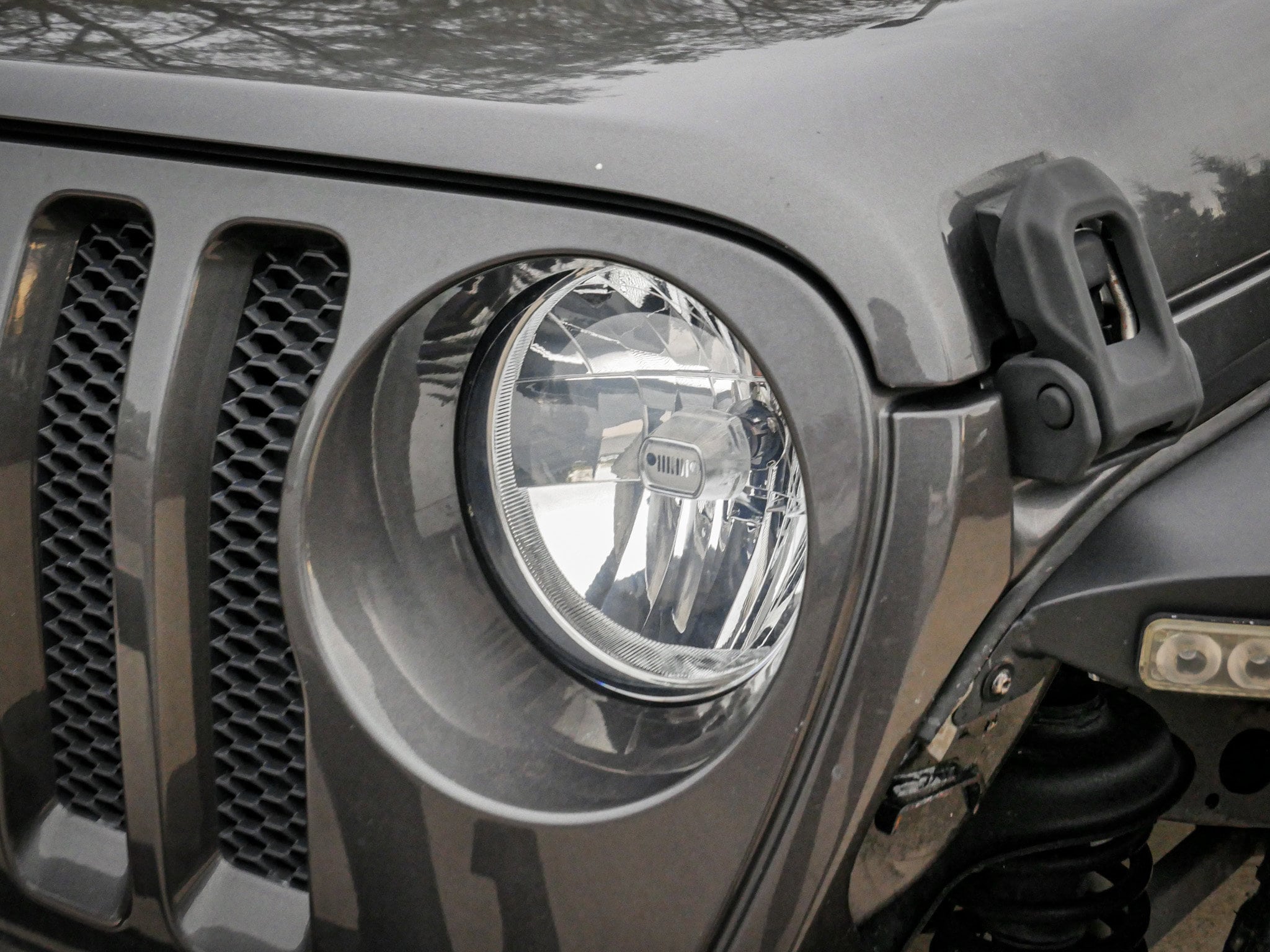 2020 Jeep Wrangler Sport S photo 4