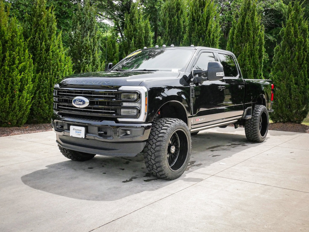Used 2025 Ford Super Duty F-250 SRW Platinum Pickup