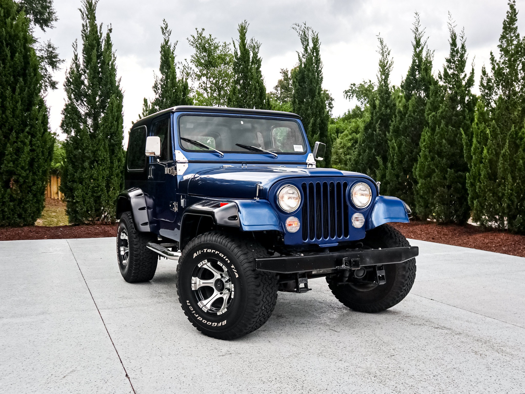 Jeep CJ-7