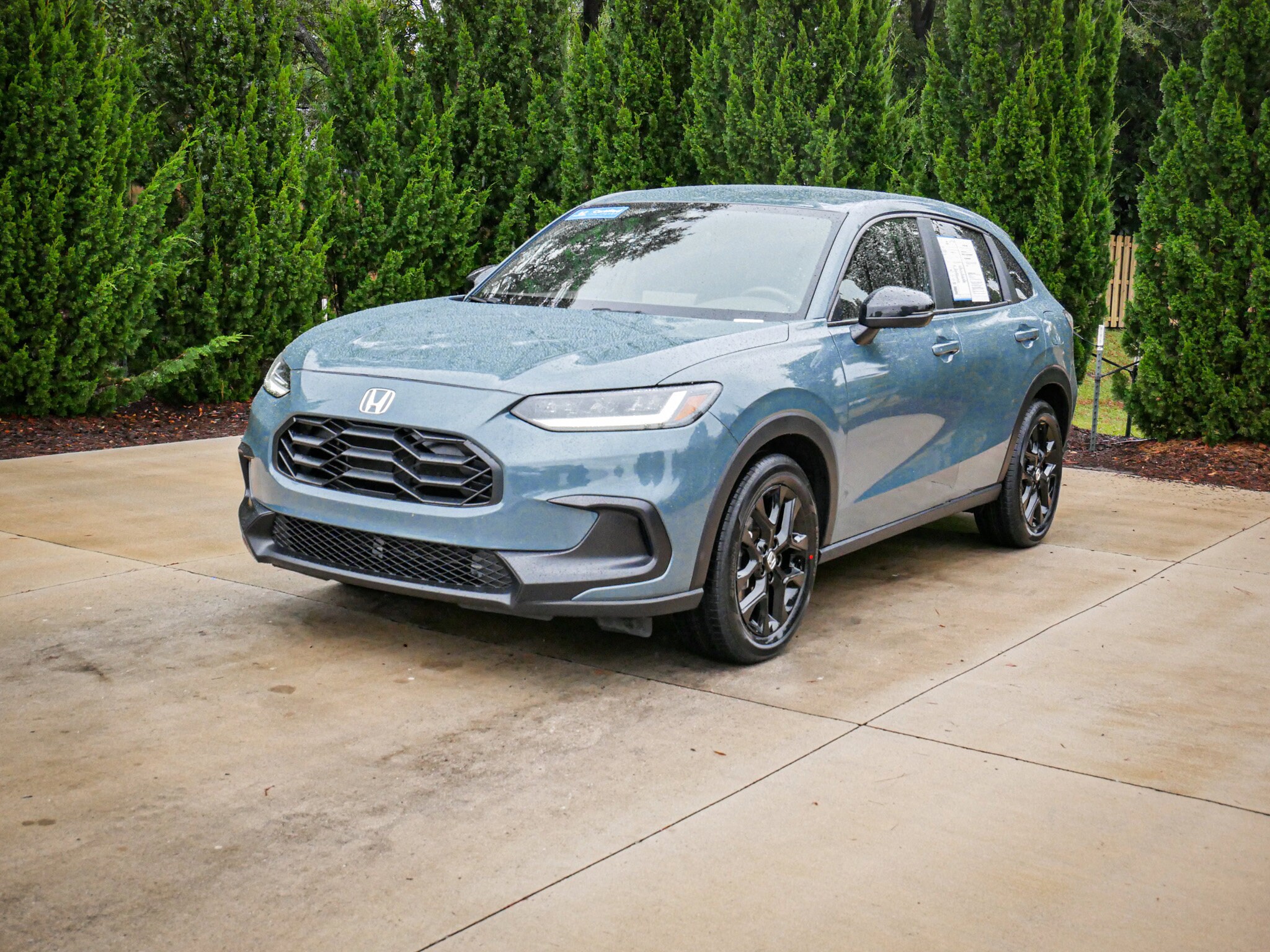 2025 Honda HR-V Sport photo 3