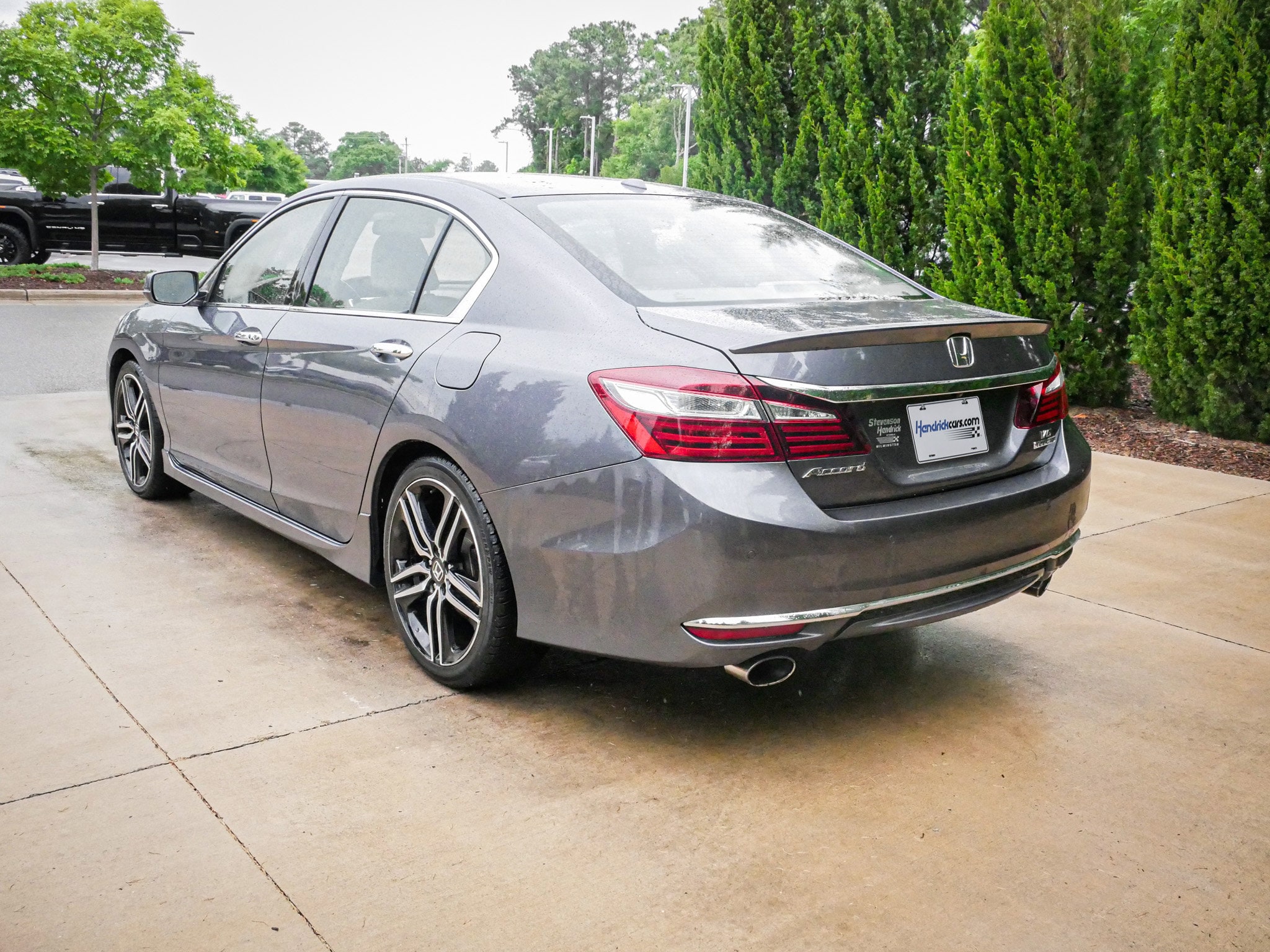 2017 Honda Accord Touring photo 6