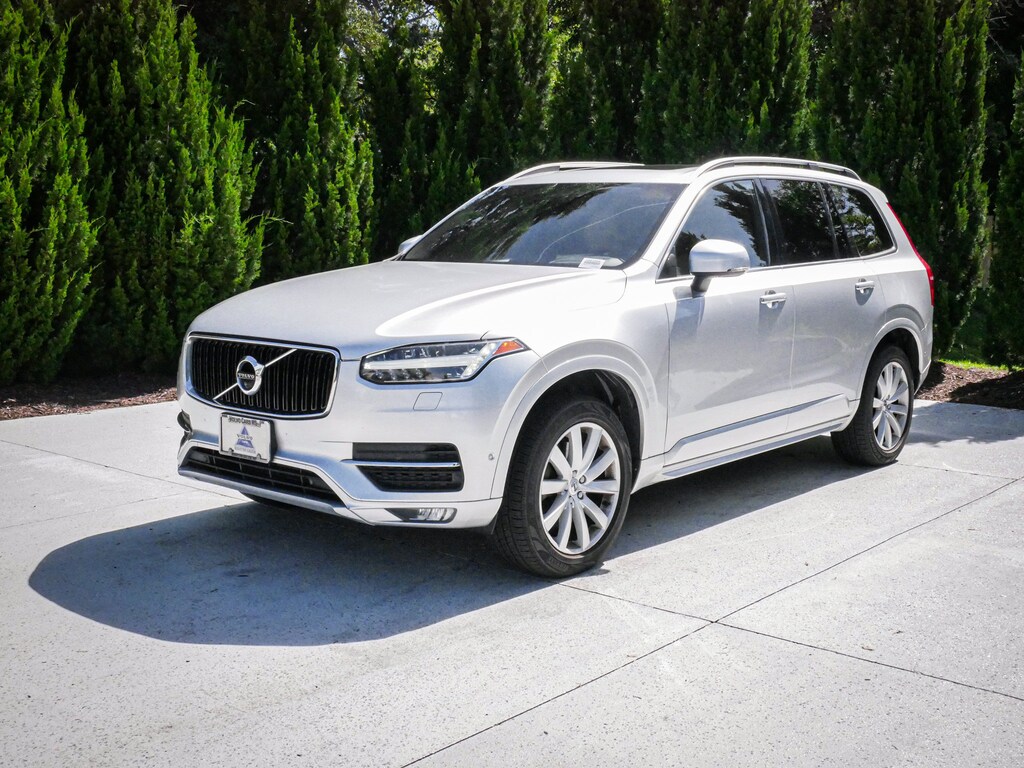 Used 2018 Volvo XC90 Momentum SUV