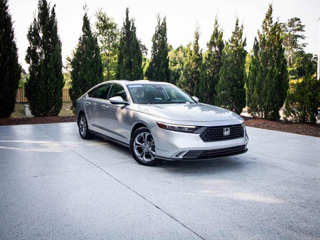 Used 2024 Honda Accord EX Sedan