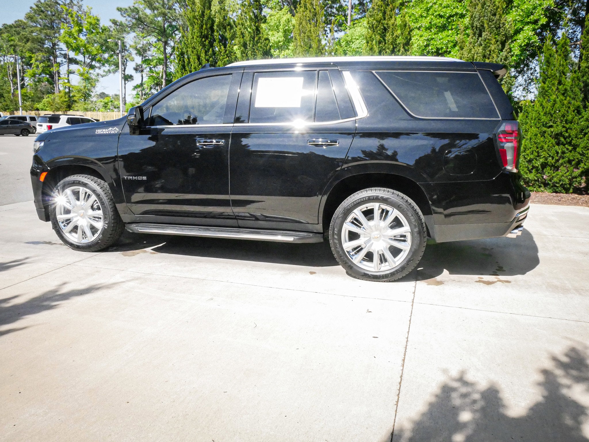 2023 Chevrolet Tahoe High Country photo 5