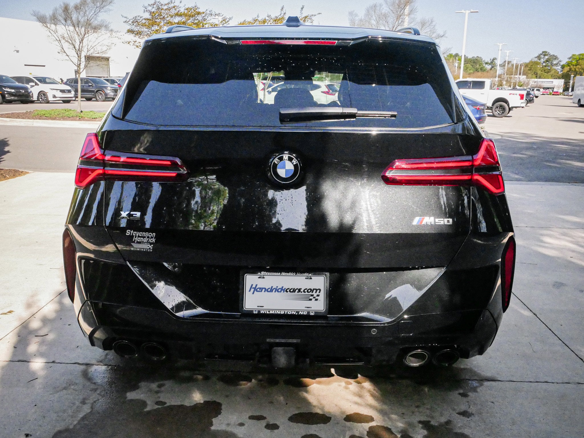 2025 BMW X3 M50 xDrive photo 3