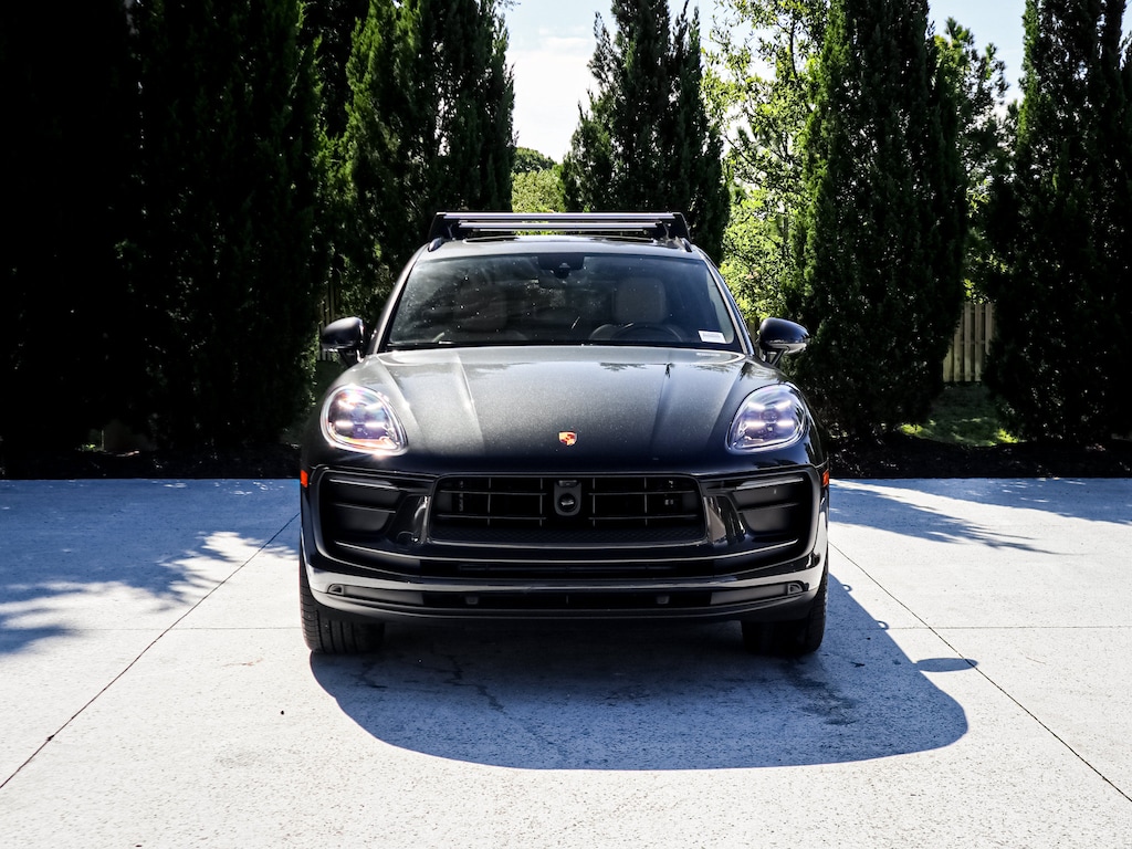 Used 2025 Porsche Macan SUV