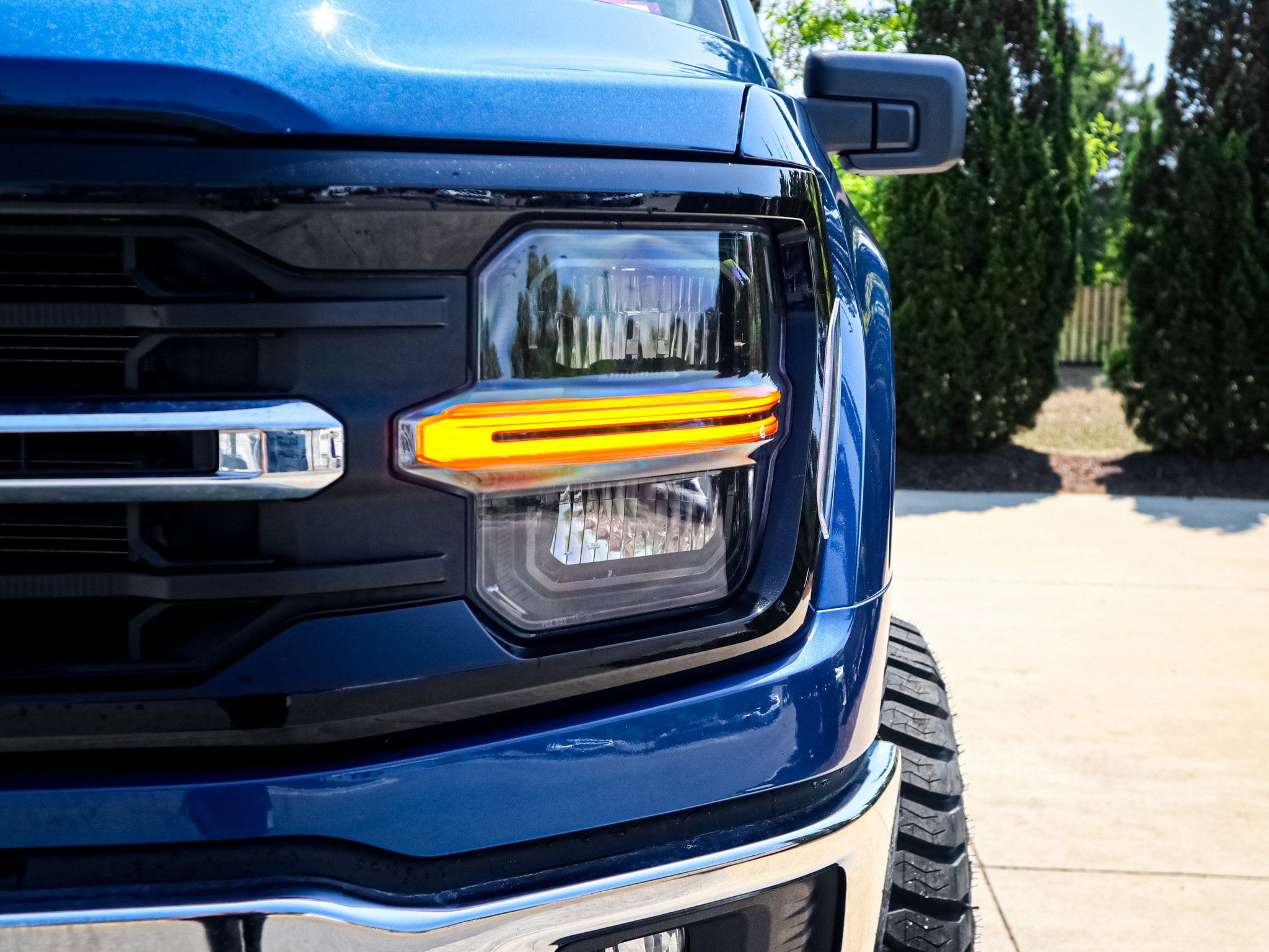 2025 Ford F-150 XLT photo 4