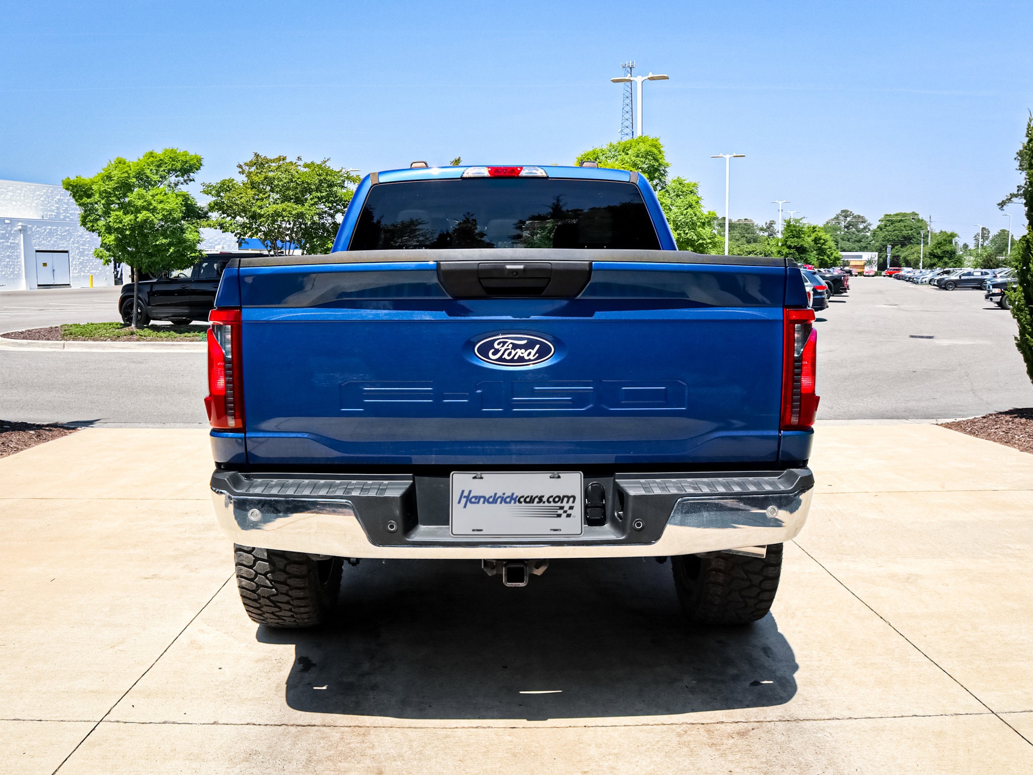 2025 Ford F-150 XLT photo 3