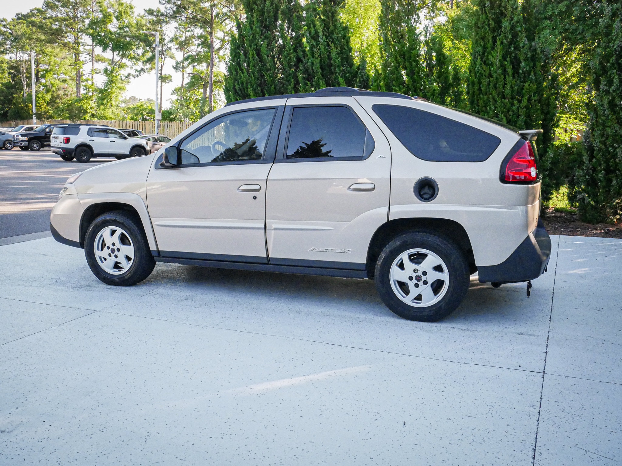 Pontiac Aztek