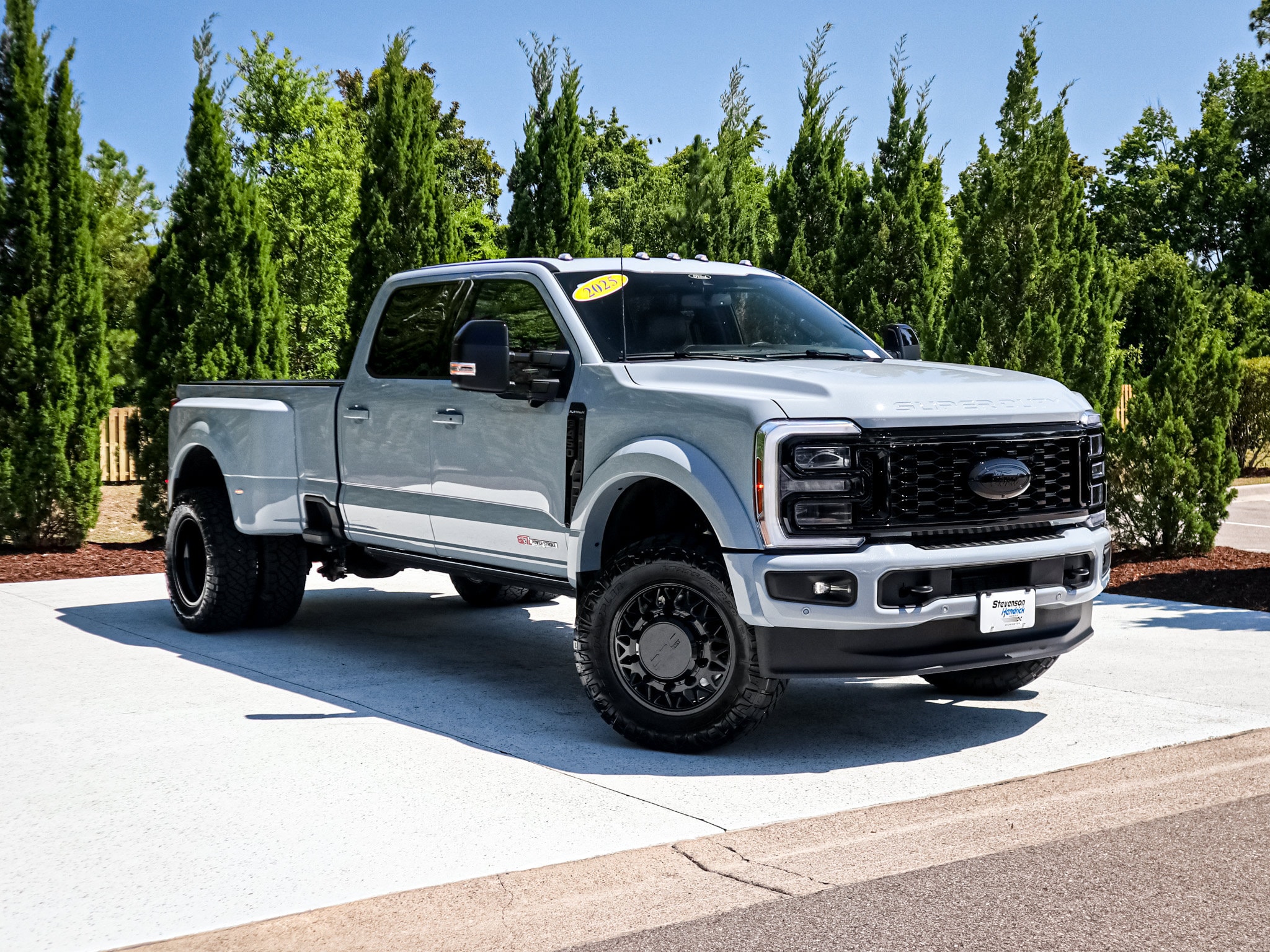 Ford Super Duty F-450 DRW Platinum