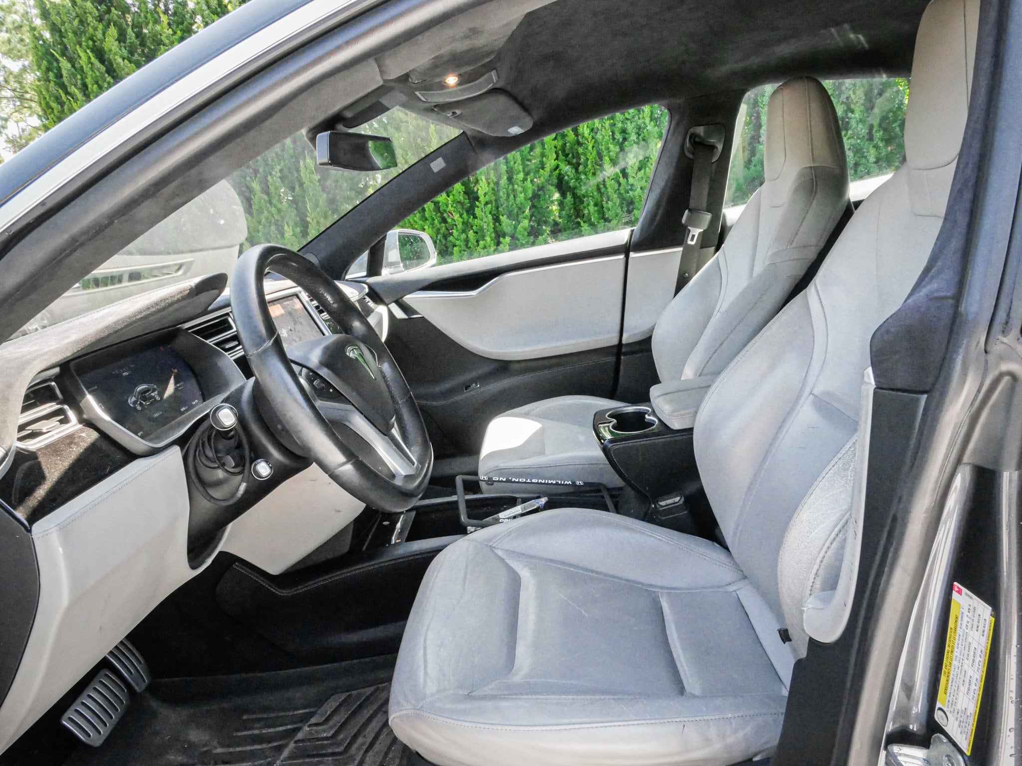 Tesla Model S 70D