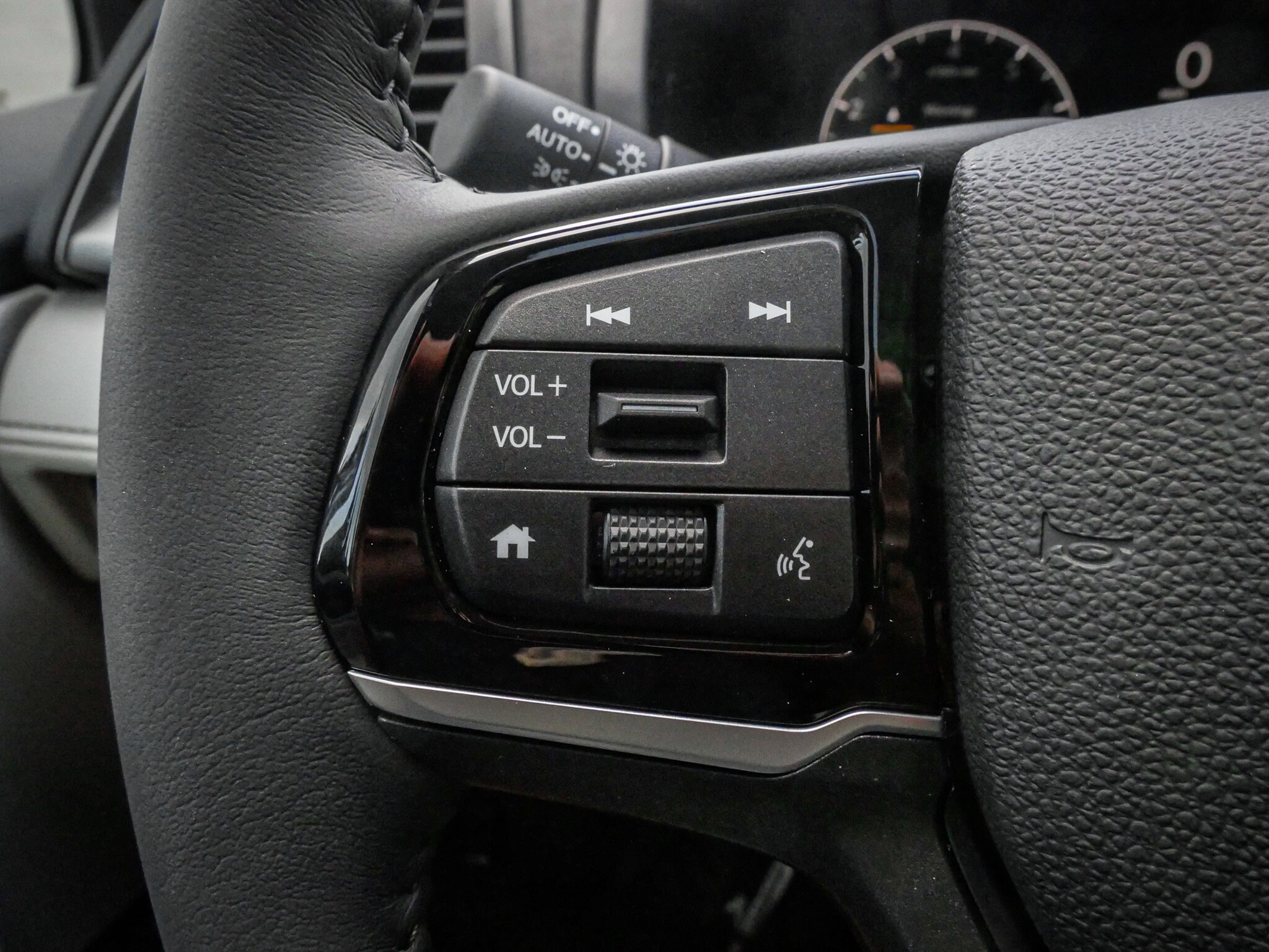 New 2026 Honda Odyssey For Sale in Wilmington - VIN: 5FNRL6H60TB063678