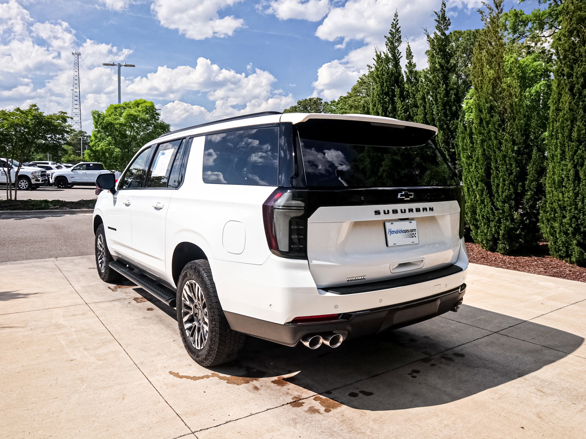 2026 Chevrolet Suburban Z71 photo 6