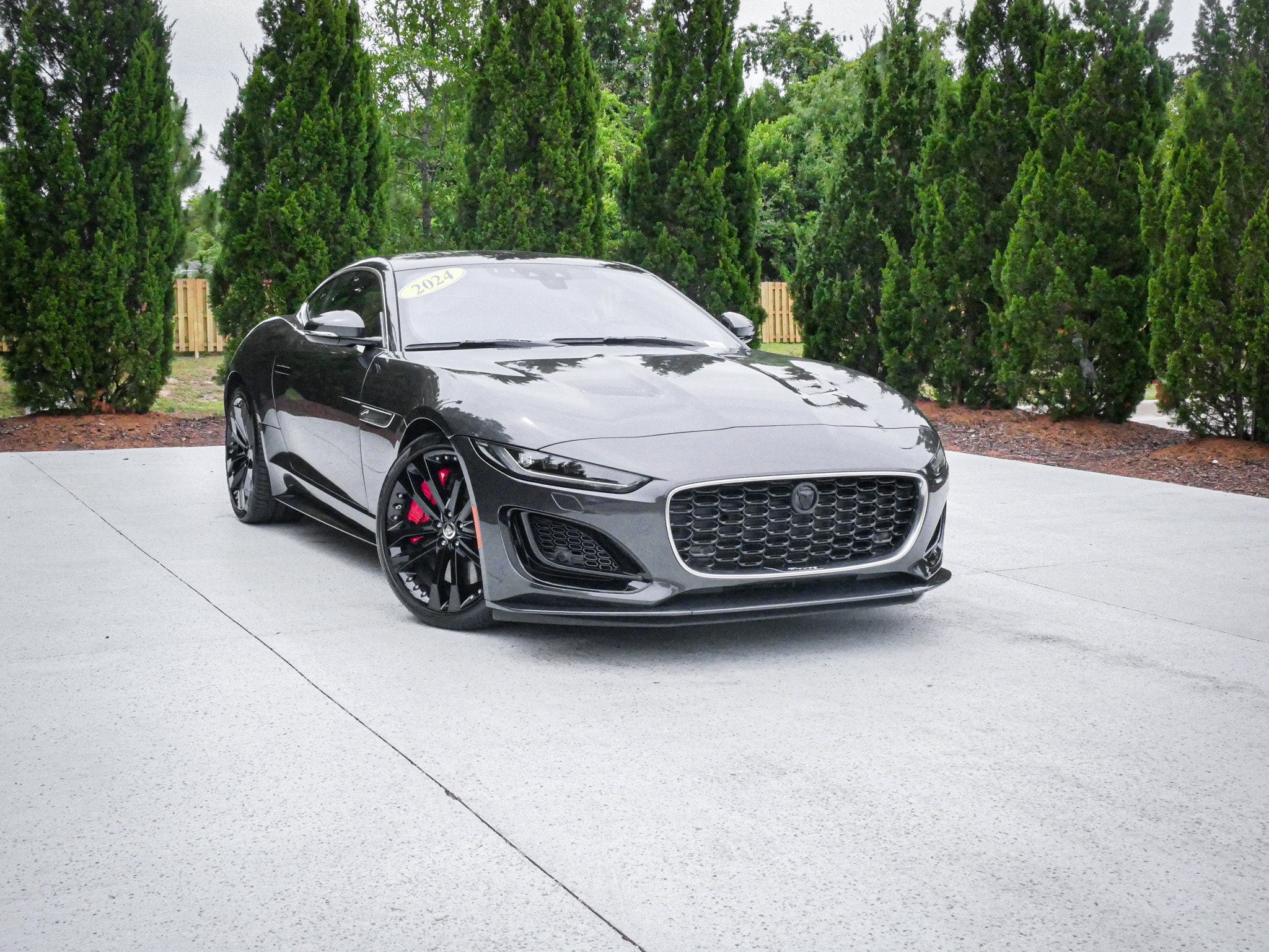 Jaguar F-TYPE 75