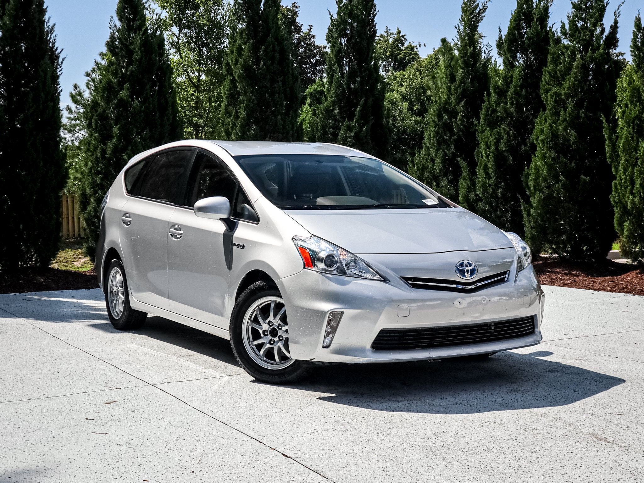 Toyota Prius V Two
