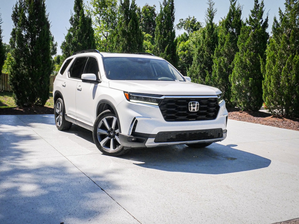 Used 2023 Honda Pilot Touring SUV