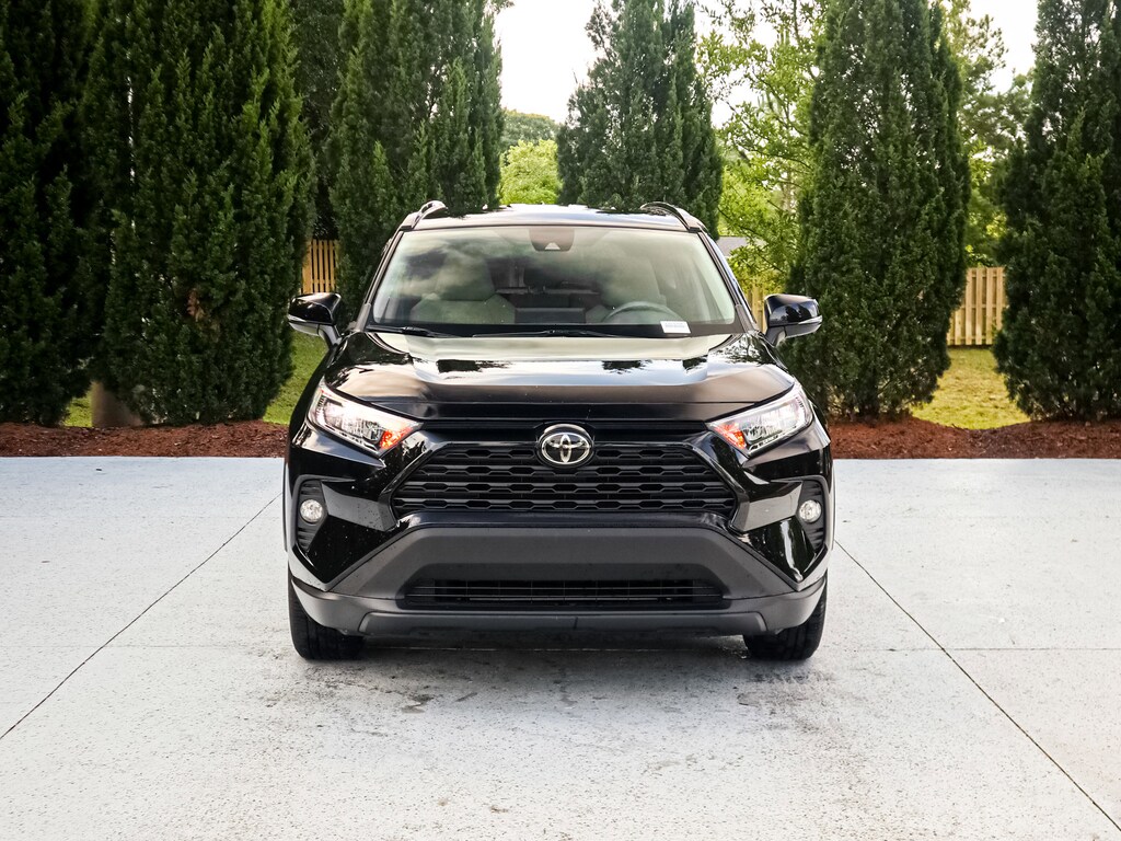 Used 2021 Toyota RAV4 XLE SUV