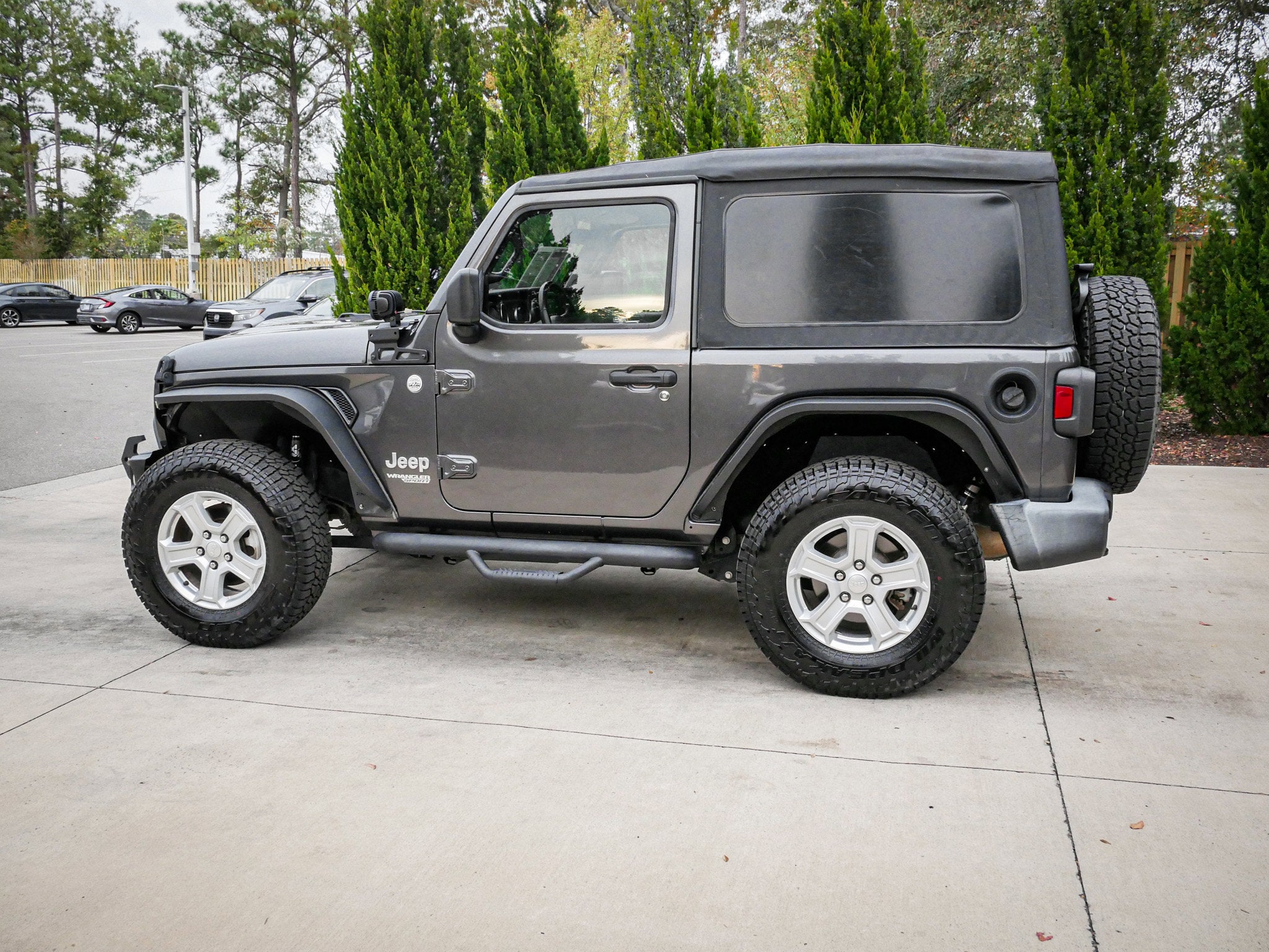 2020 Jeep Wrangler Sport S photo 5