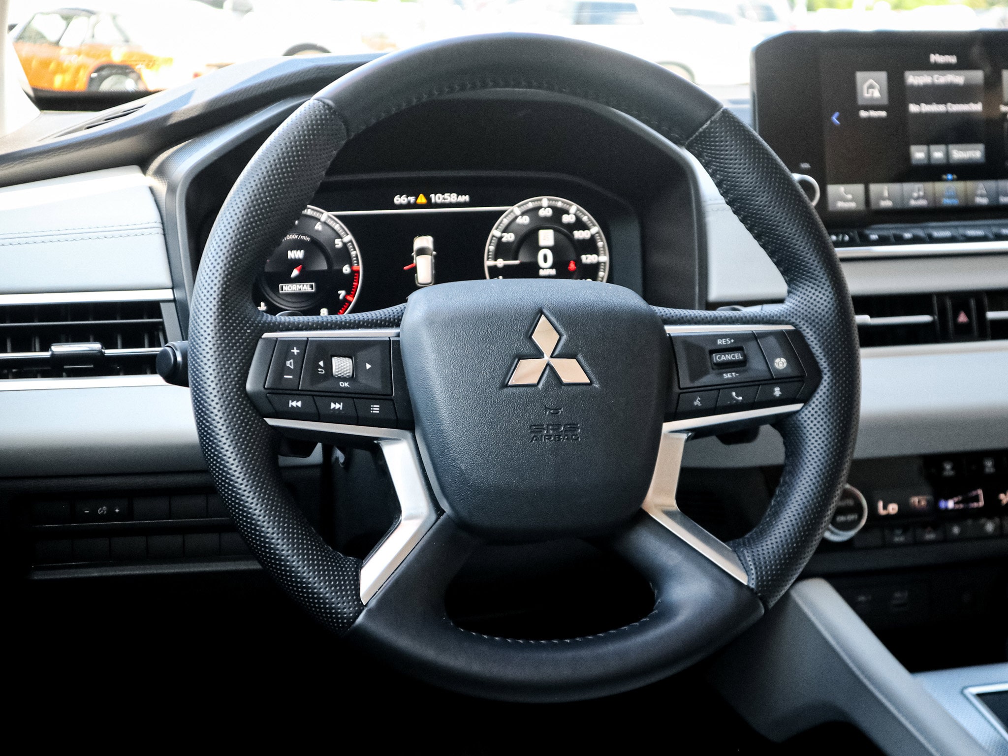 2023 Mitsubishi Outlander SEL photo 5