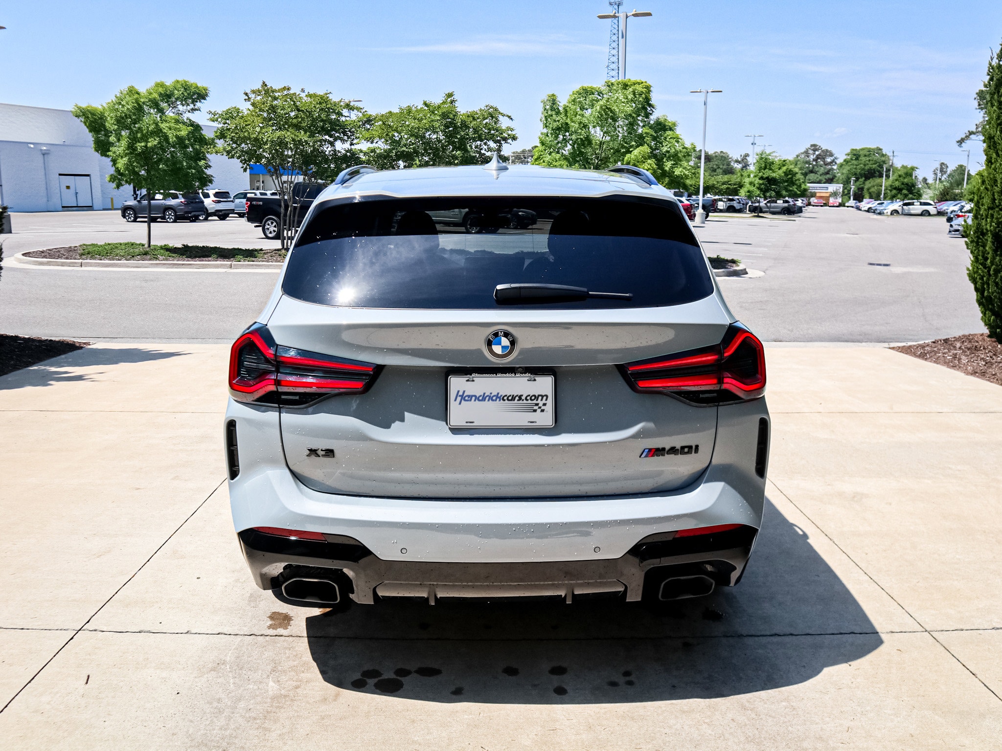 2024 BMW X3 M40i photo 3