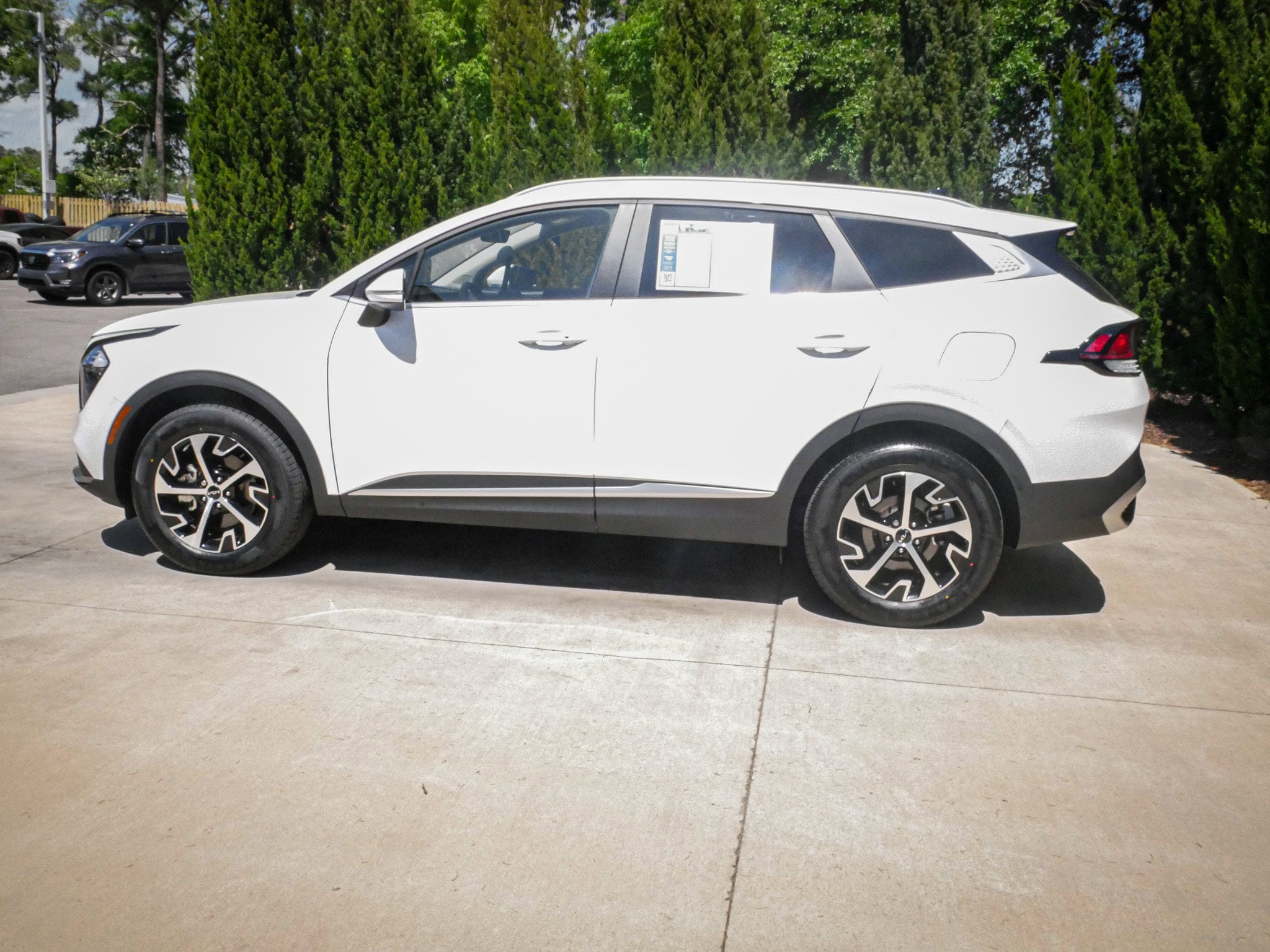 2023 Kia Sportage EX photo 5