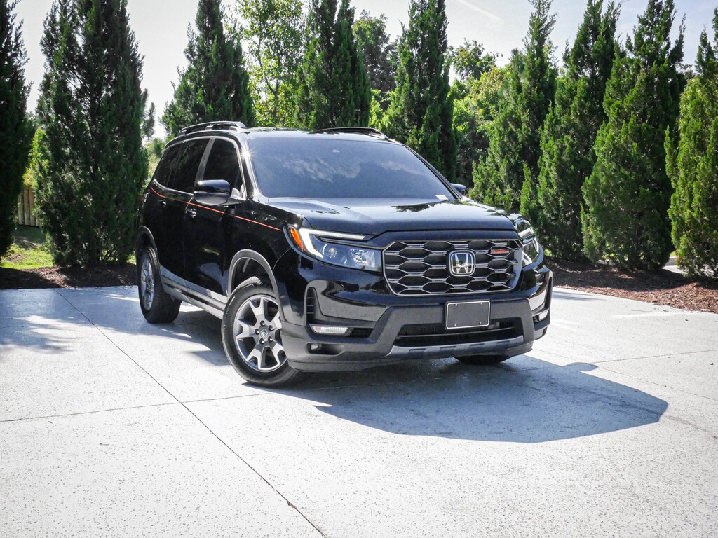 Used 2023 Honda Passport TrailSport SUV