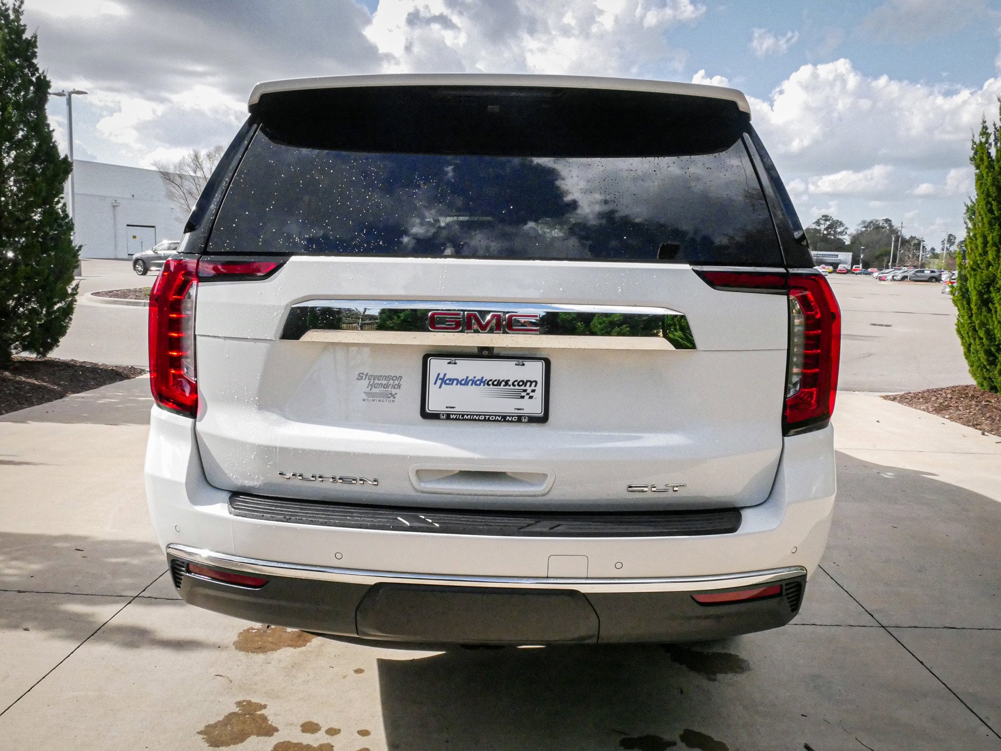 2023 GMC Yukon XL SLT photo 3