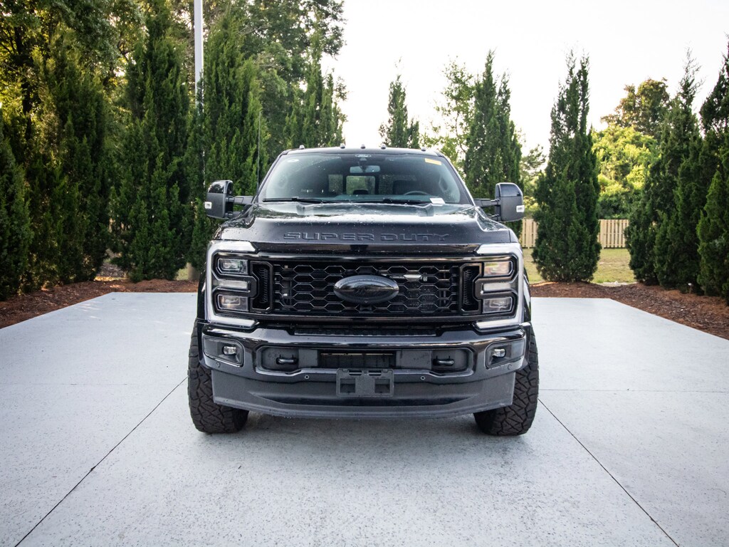 Used 2025 Ford Super Duty F-450 DRW Platinum Pickup