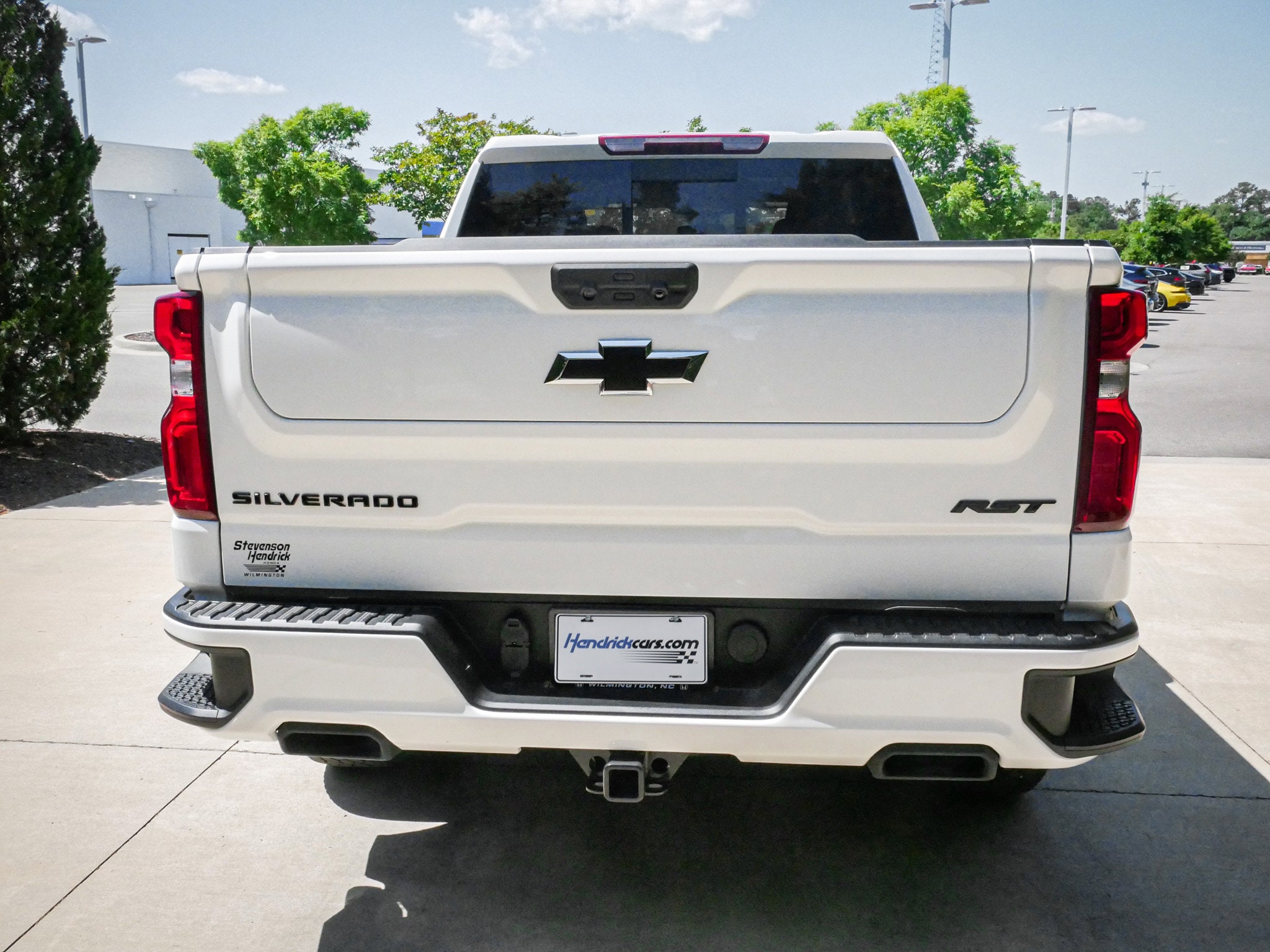 2026 Chevrolet Silverado 1500 RST photo 3