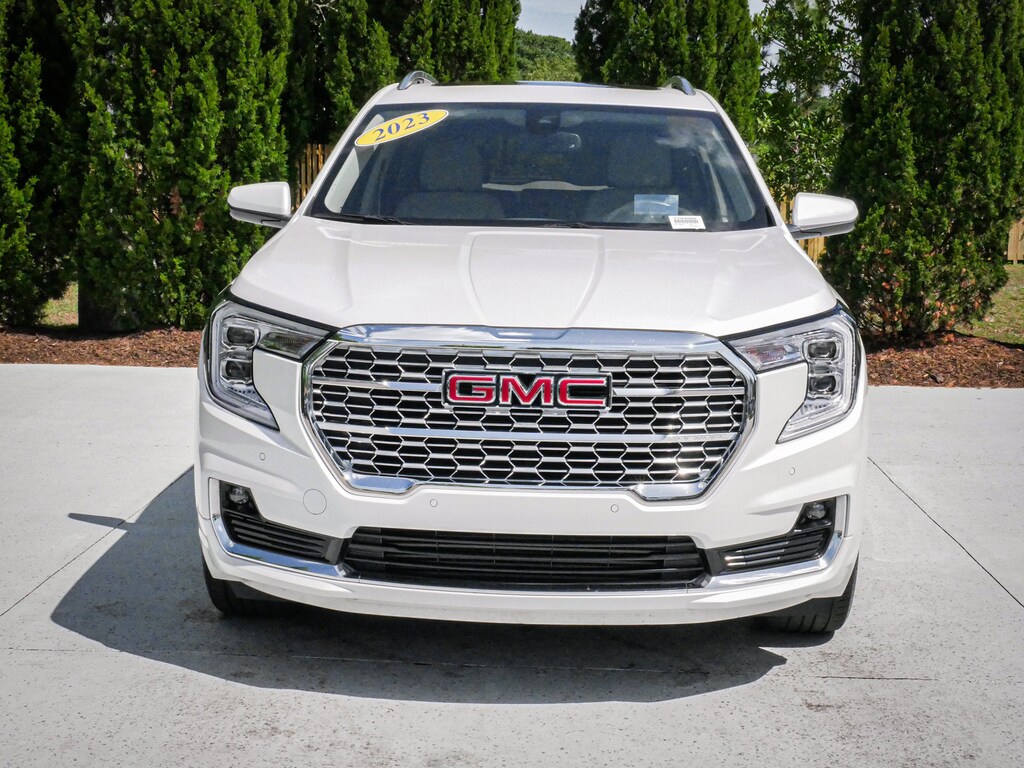 Used 2023 GMC Terrain Denali SUV