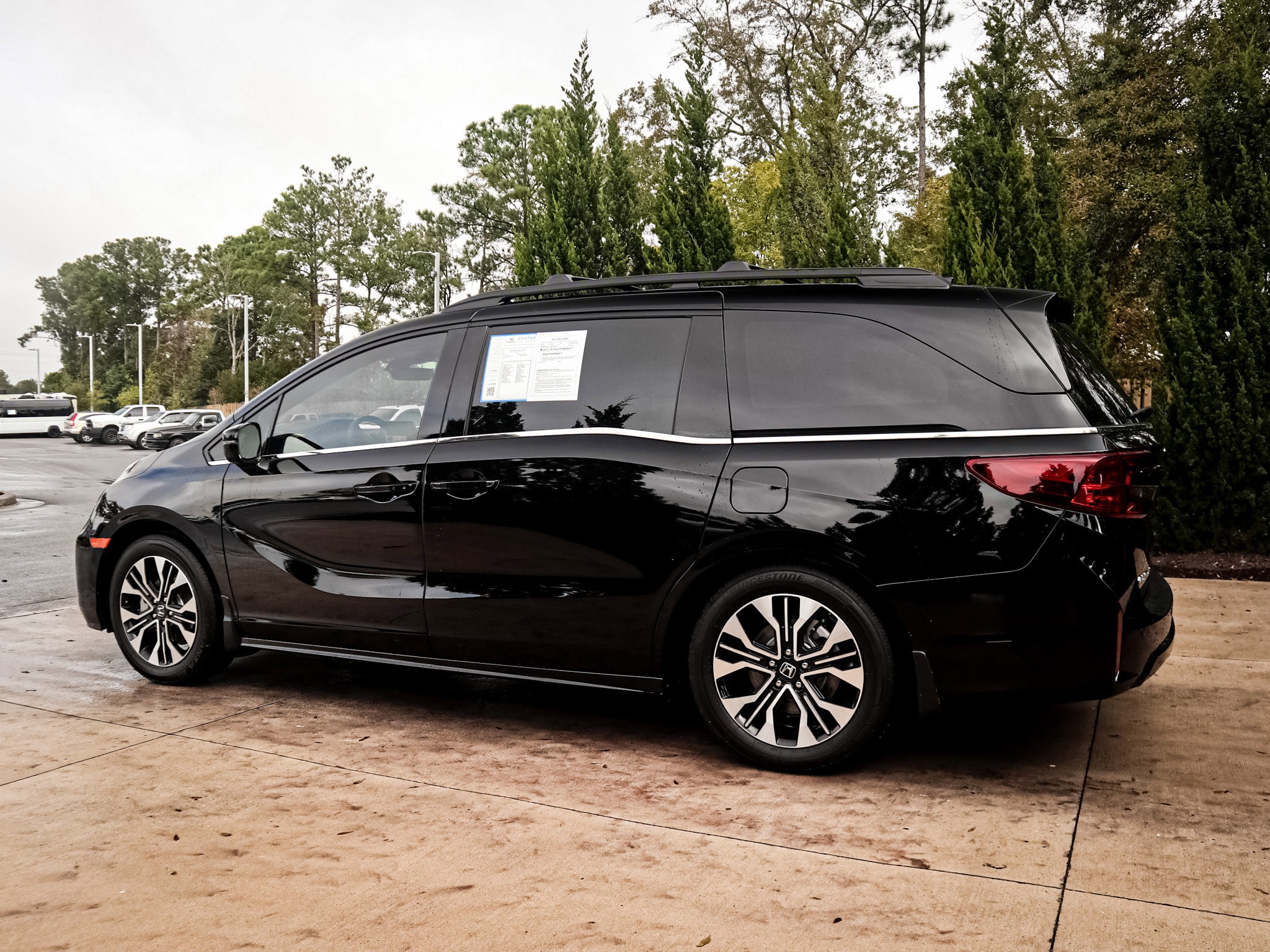 2026 Honda Odyssey Elite photo 5