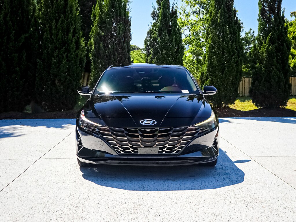 Used 2022 Hyundai Elantra Hybrid Limited Sedan