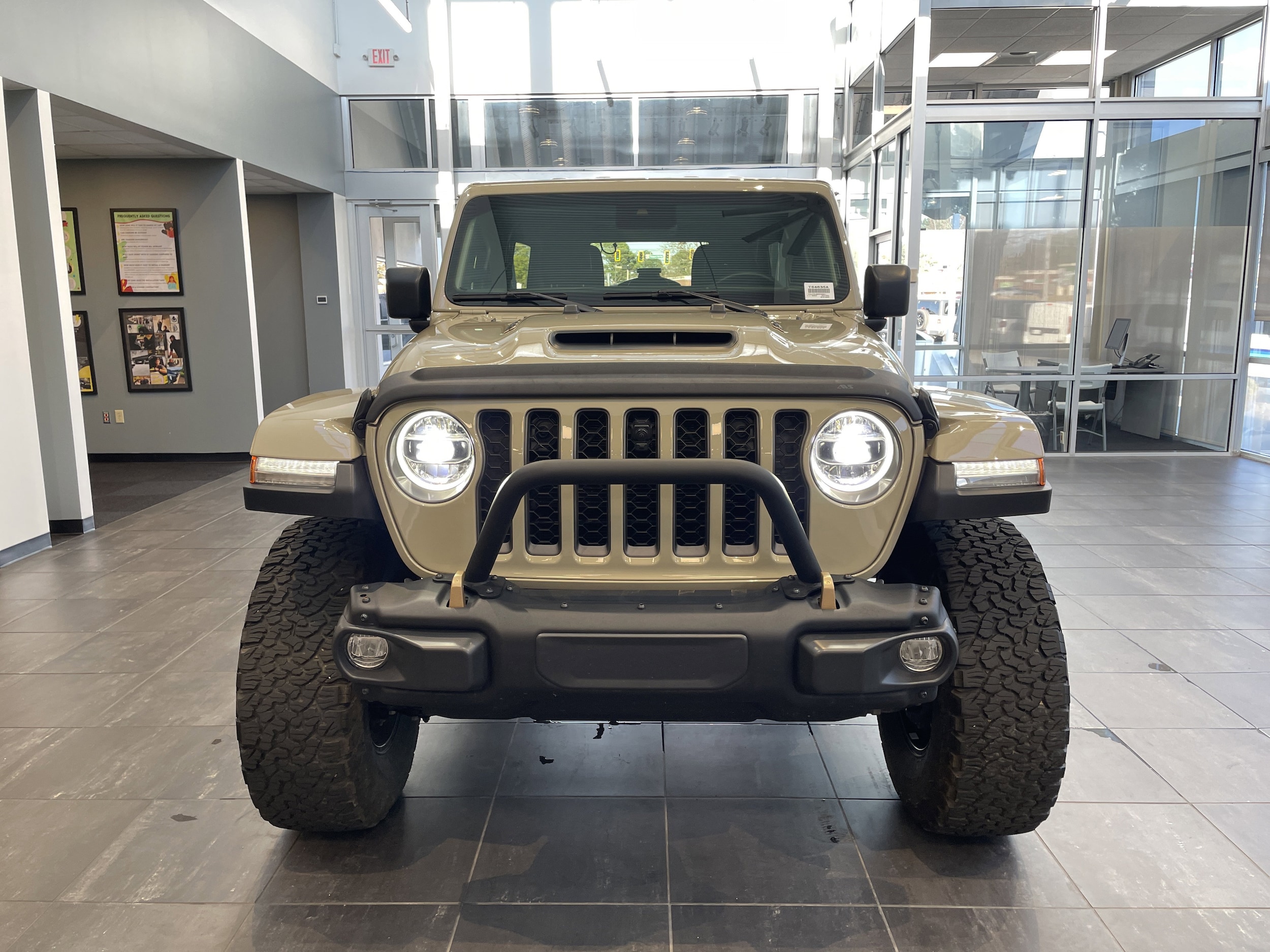 2022 Jeep Wrangler Rubicon 392 - 1C4JJXSJ8NW258321 - Bradenton, FL