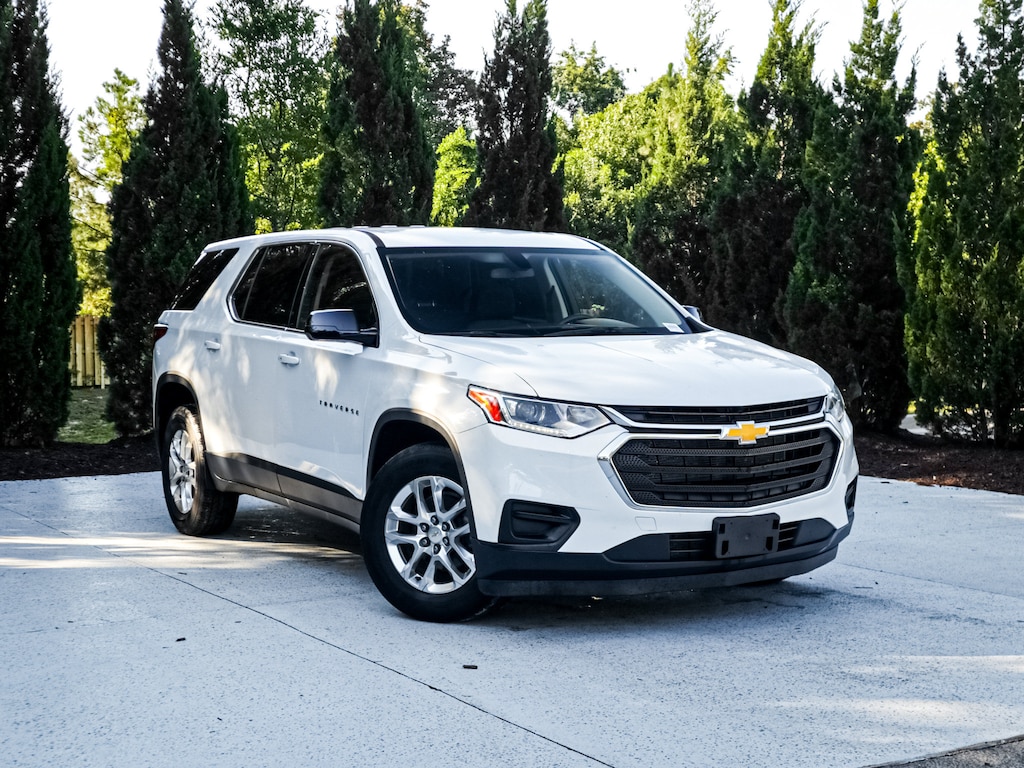 Used 2020 Chevrolet Traverse LS SUV