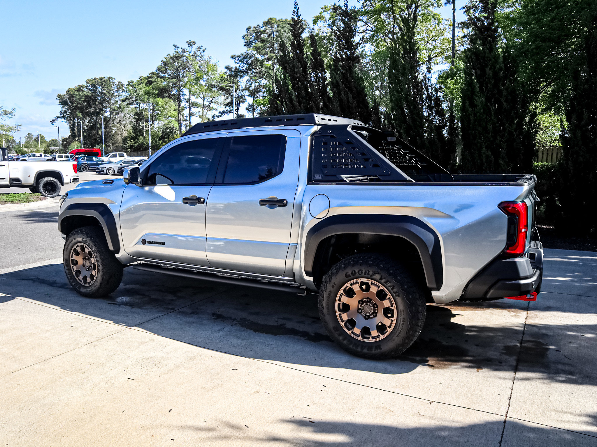 2025 Toyota Tacoma 4WD Trailhunter Hybrid photo 5