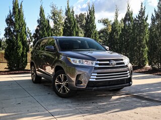 2019 Toyota Highlander LE SUV