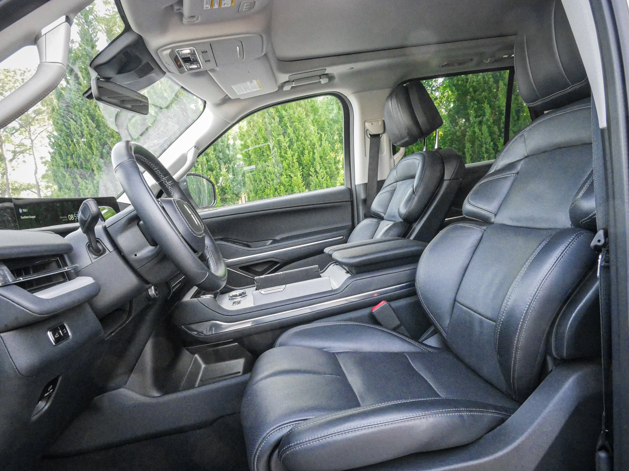 2025 Lincoln Navigator L Reserve photo 6