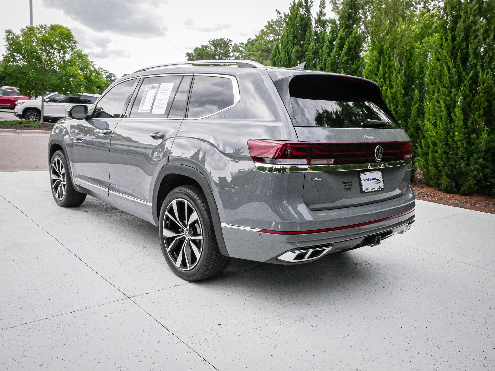 Volkswagen Atlas 2.0T SEL Premium R-Line