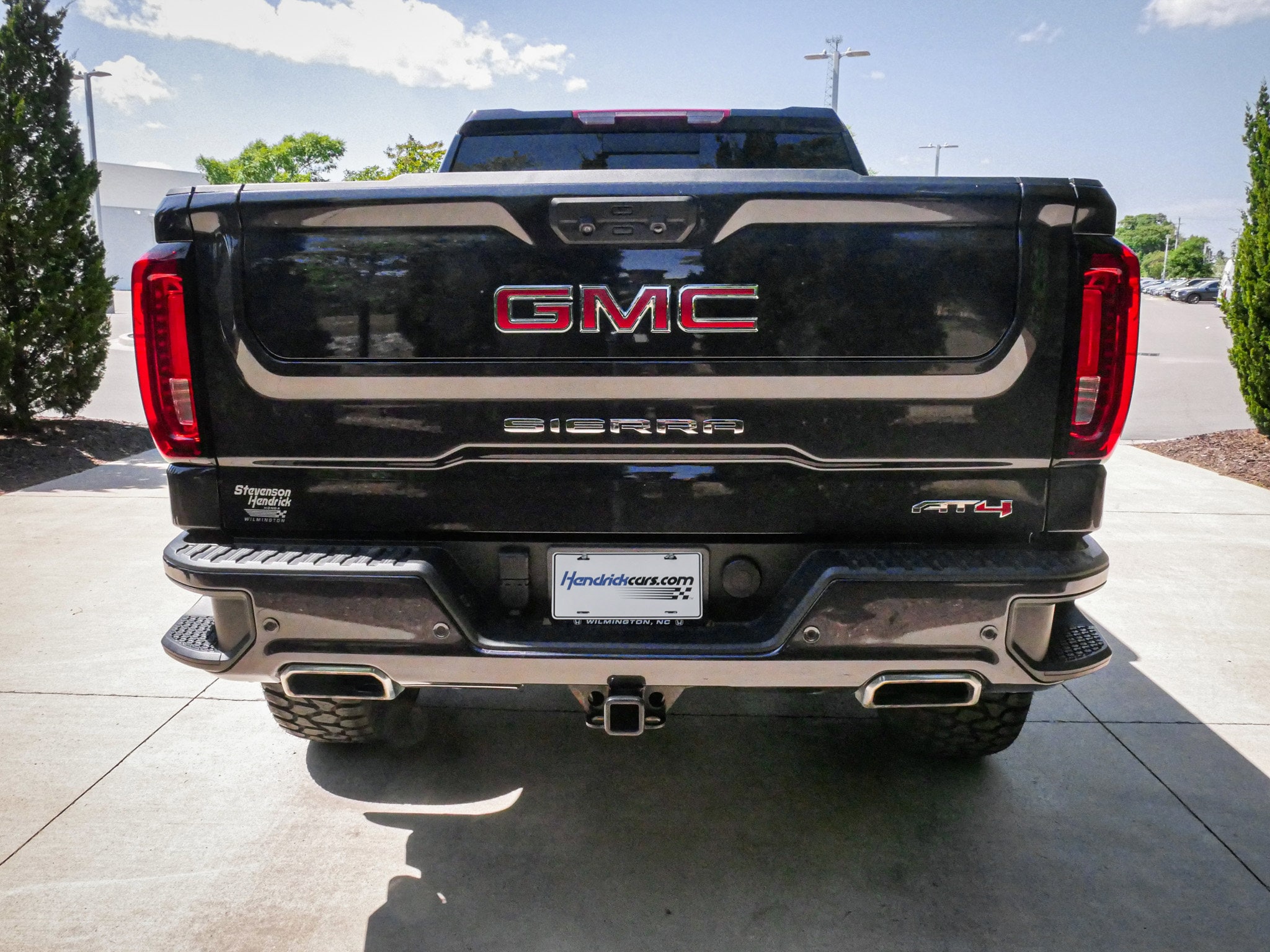 2024 GMC Sierra 1500 AT4 photo 3