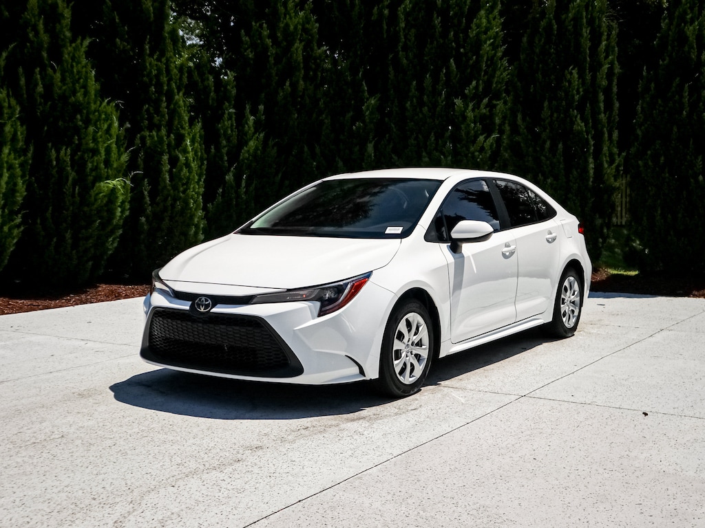 Used 2022 Toyota Corolla LE Sedan