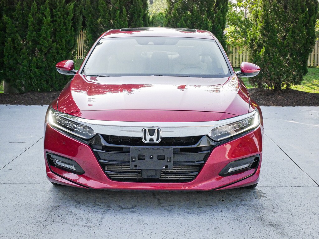 Used 2018 Honda Accord Touring 2.0T Sedan