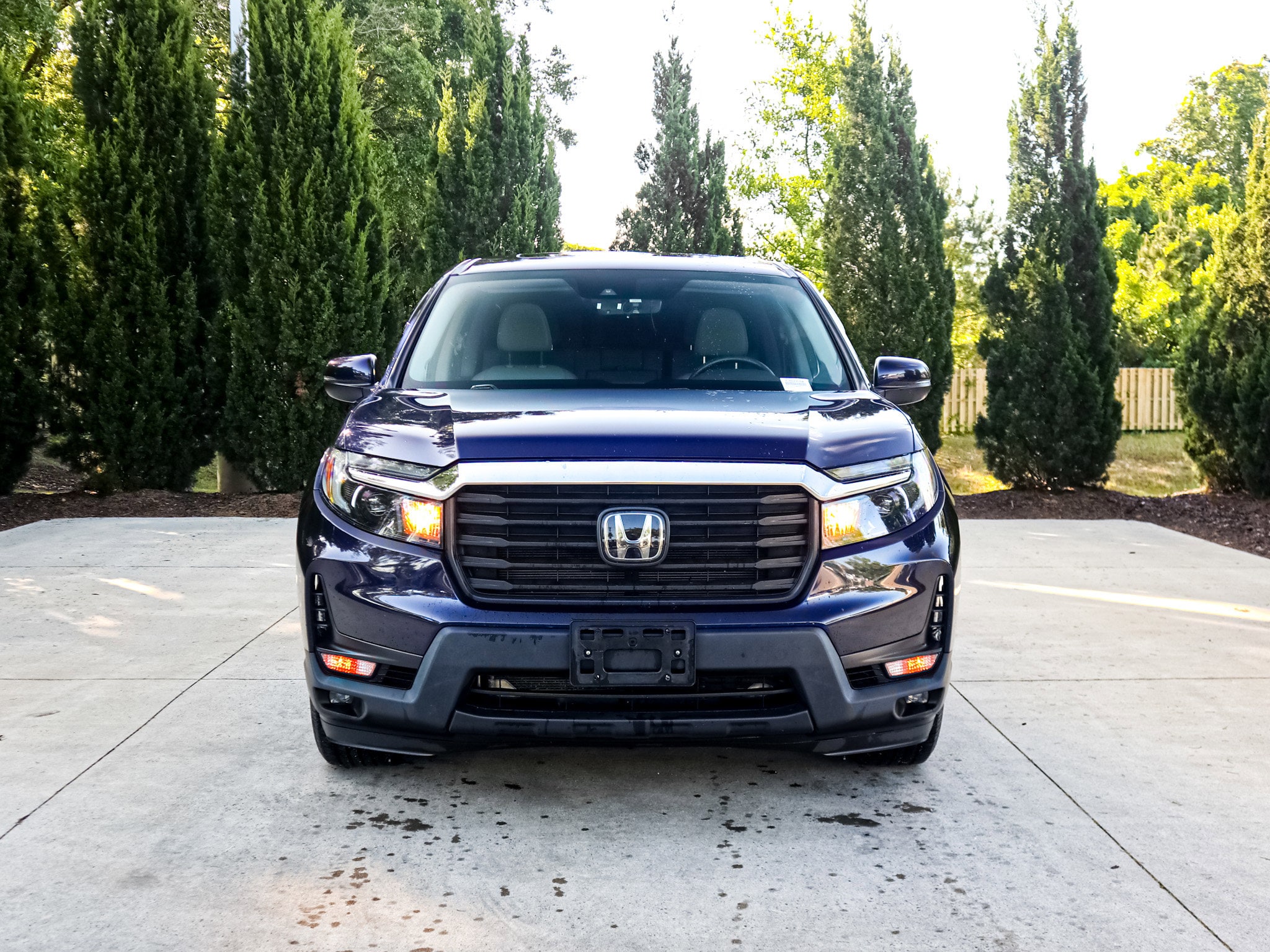 2022 Honda Ridgeline RTL photo 2