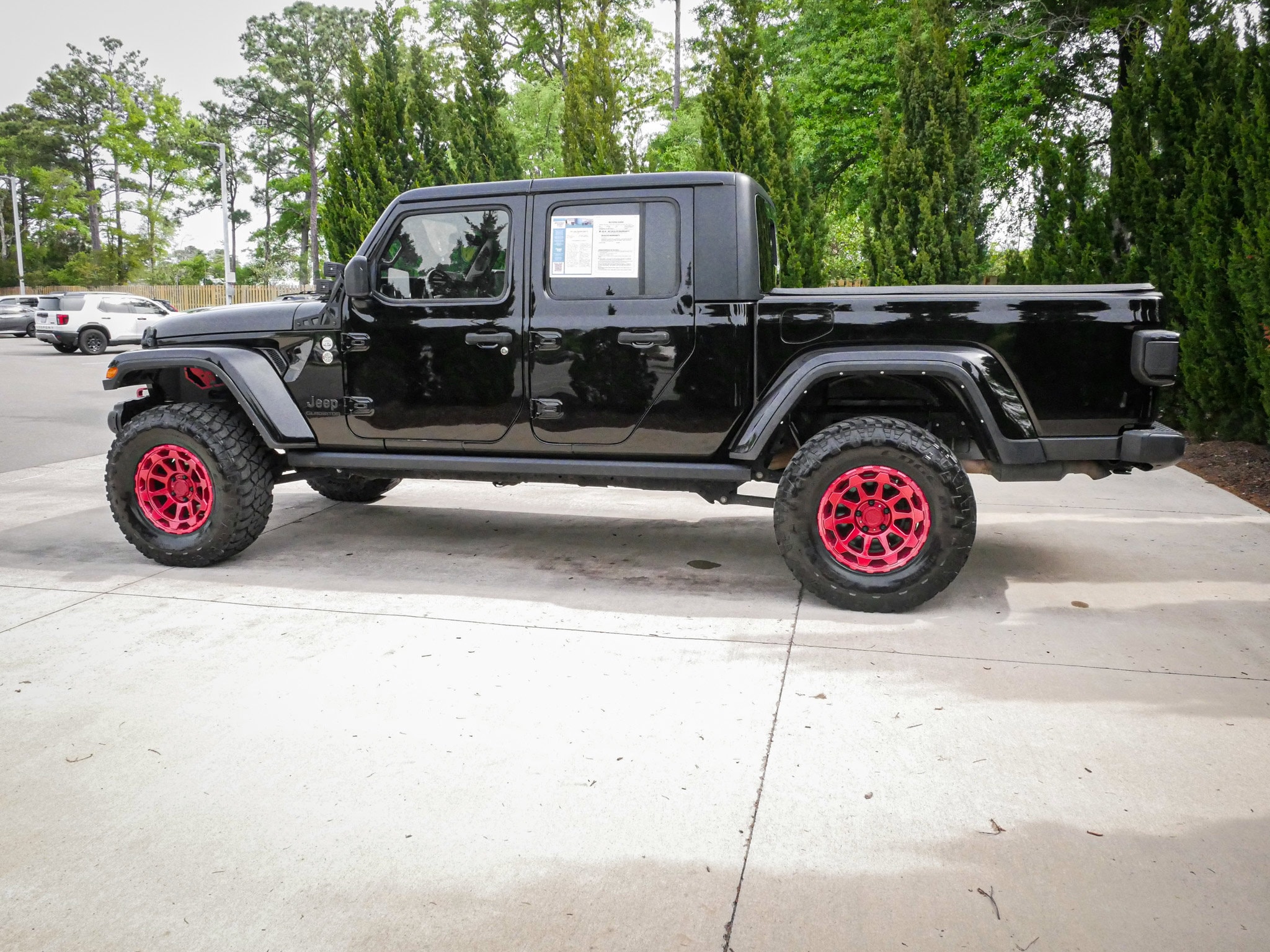 2021 Jeep Gladiator Sport S photo 5