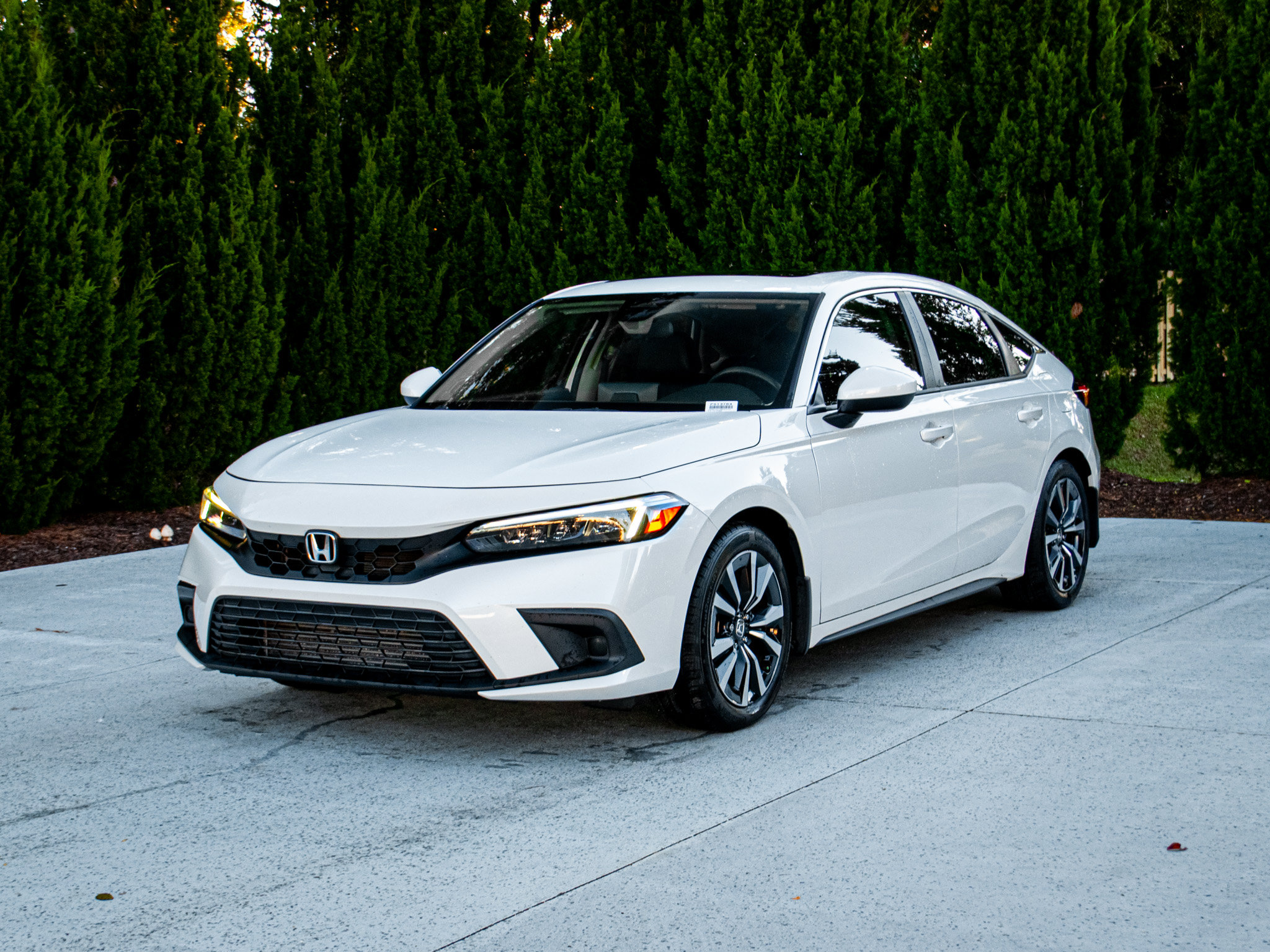 Used 2024 Honda Civic EX-L Hatchback