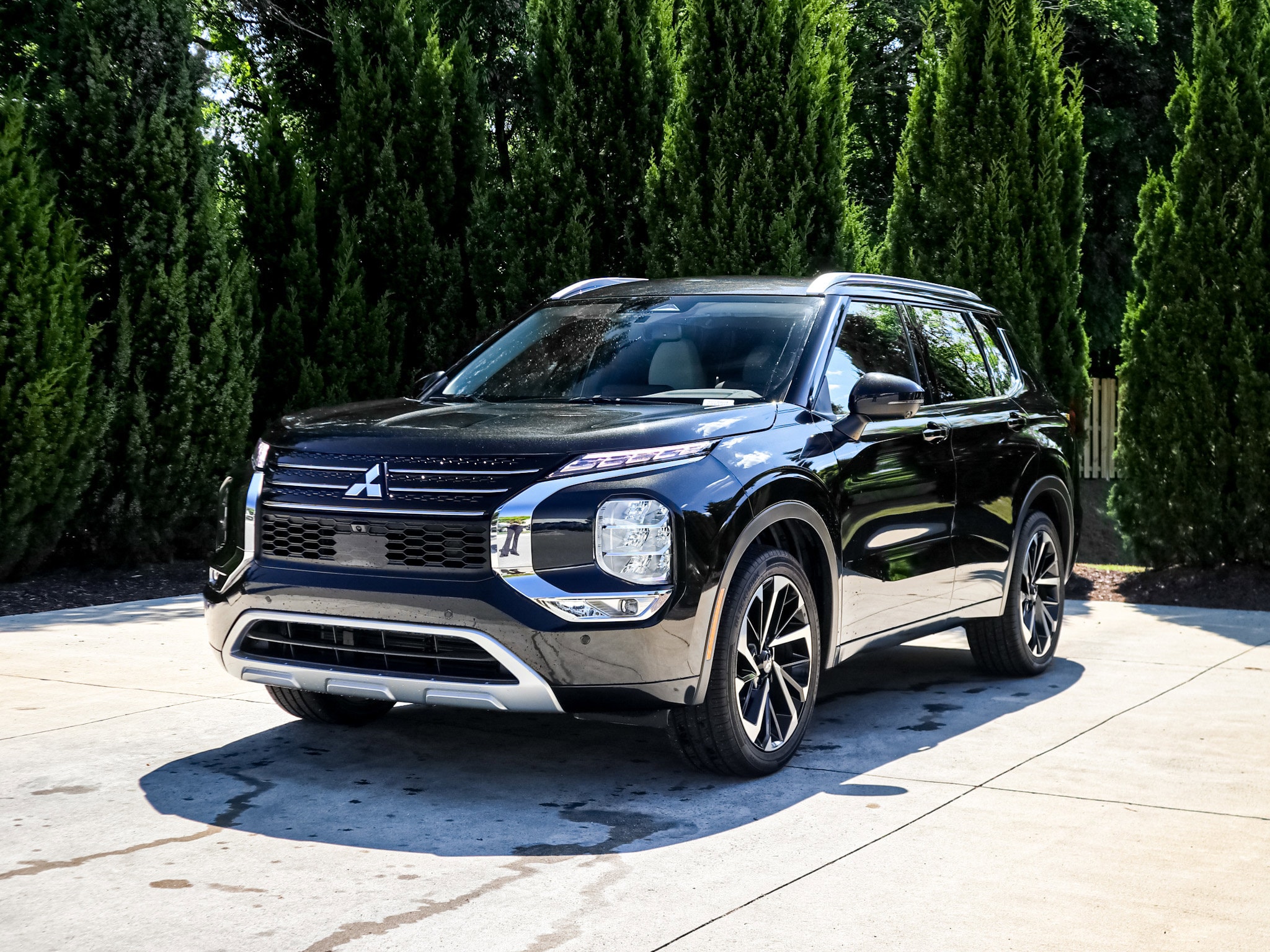2023 Mitsubishi Outlander SEL photo 4