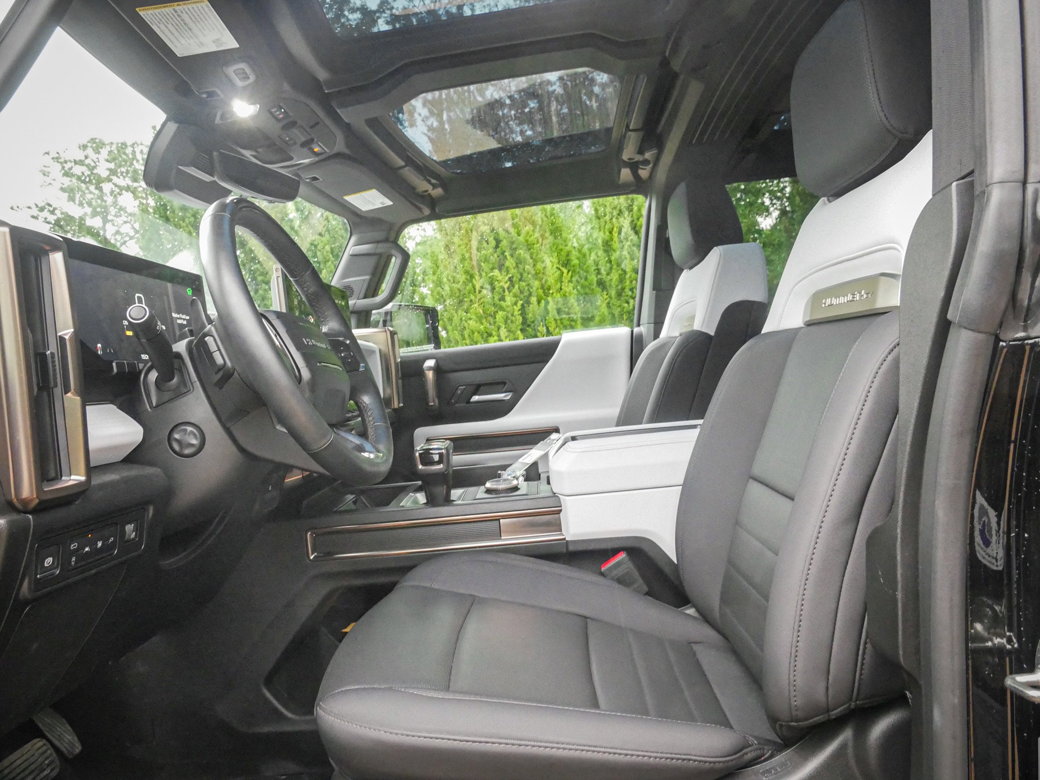 2024 GMC Hummer EV SUV 3X photo 6