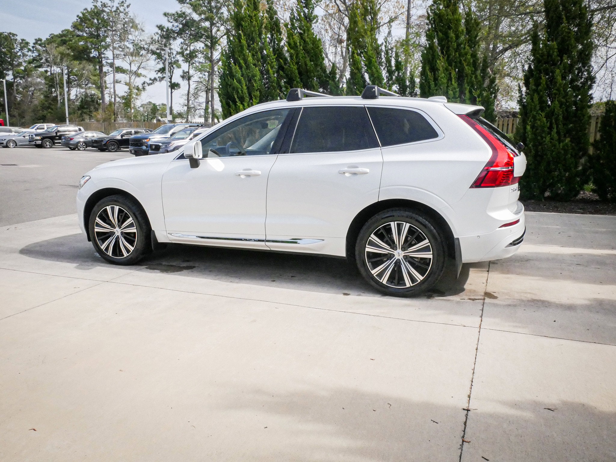 2022 Volvo XC60 Inscription photo 5