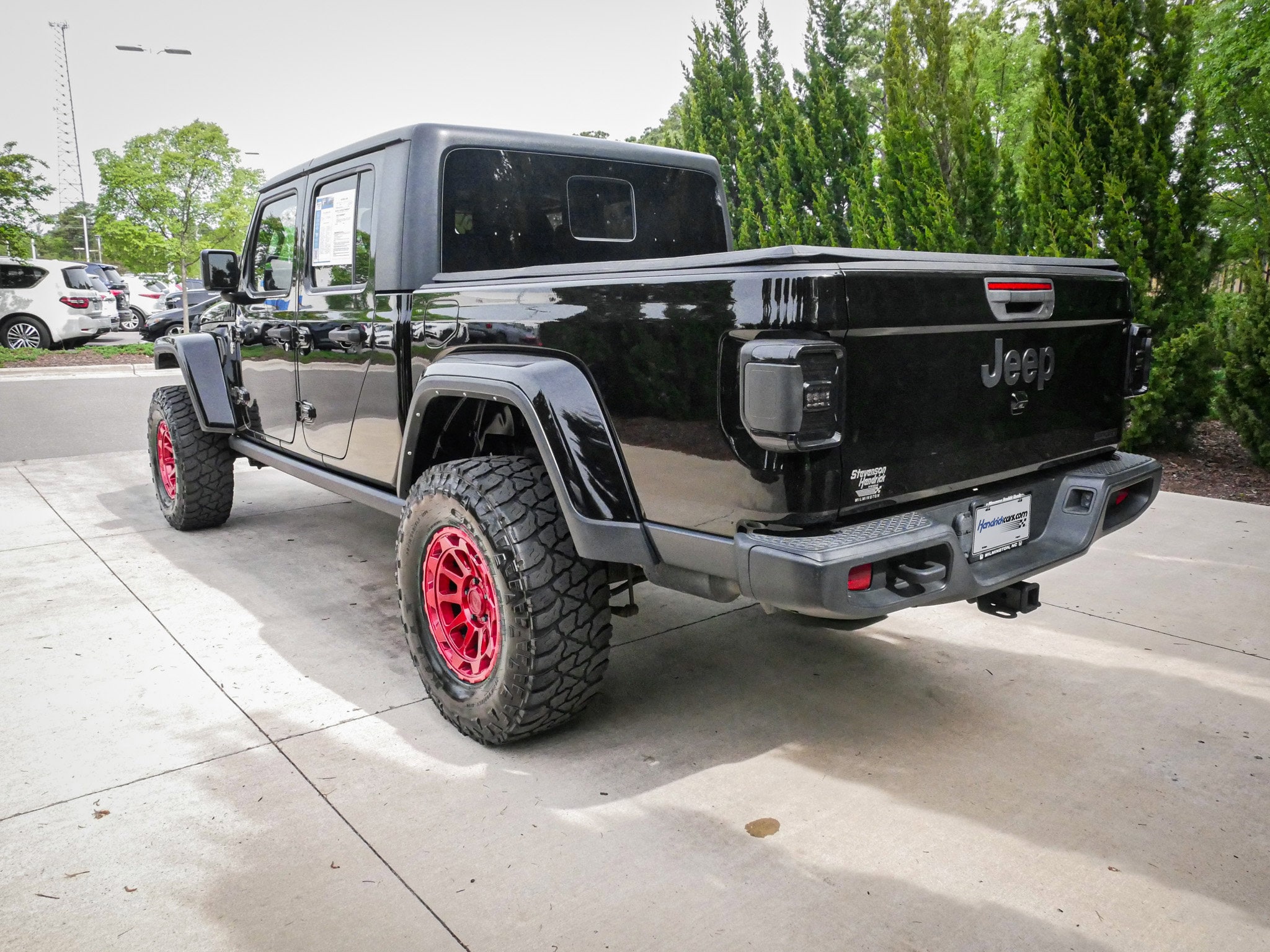 2021 Jeep Gladiator Sport S photo 6